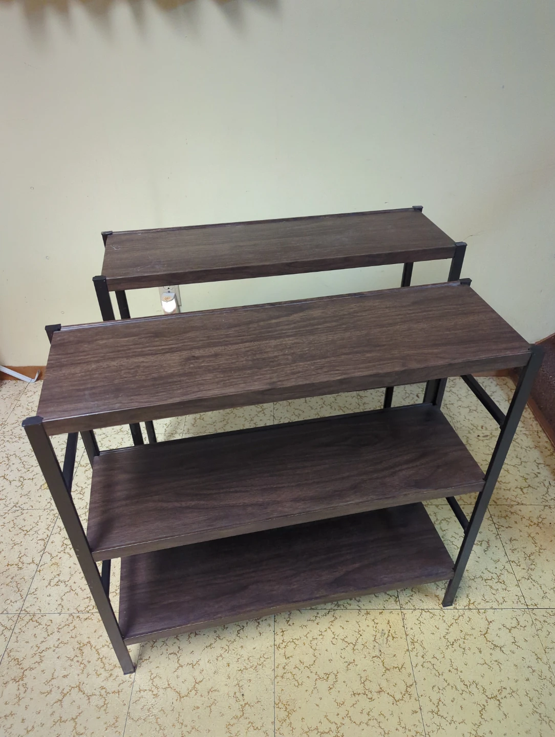 2x 3-Tier Metal Shelf Units