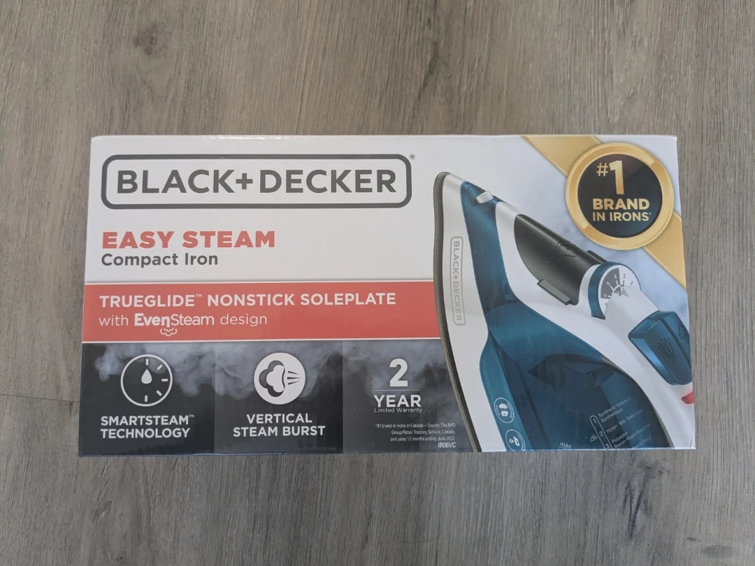 Black+Decker Easy Steam Compact Iron - photo 2