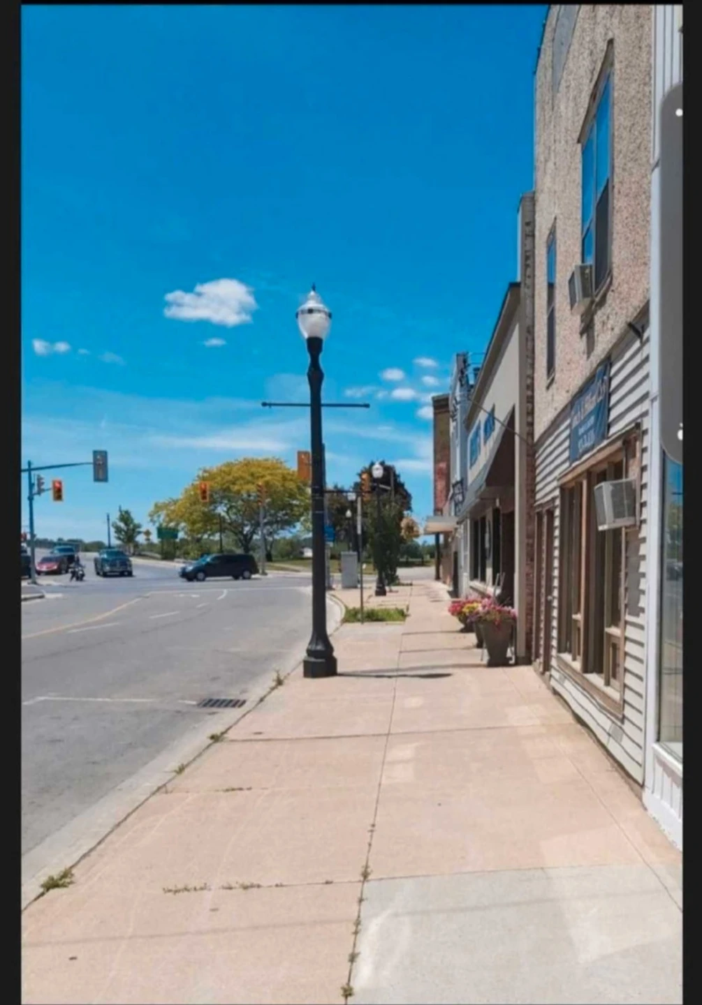 1,200 TWOBEDROOM FURNISHED DUNNVILLE - photo 3
