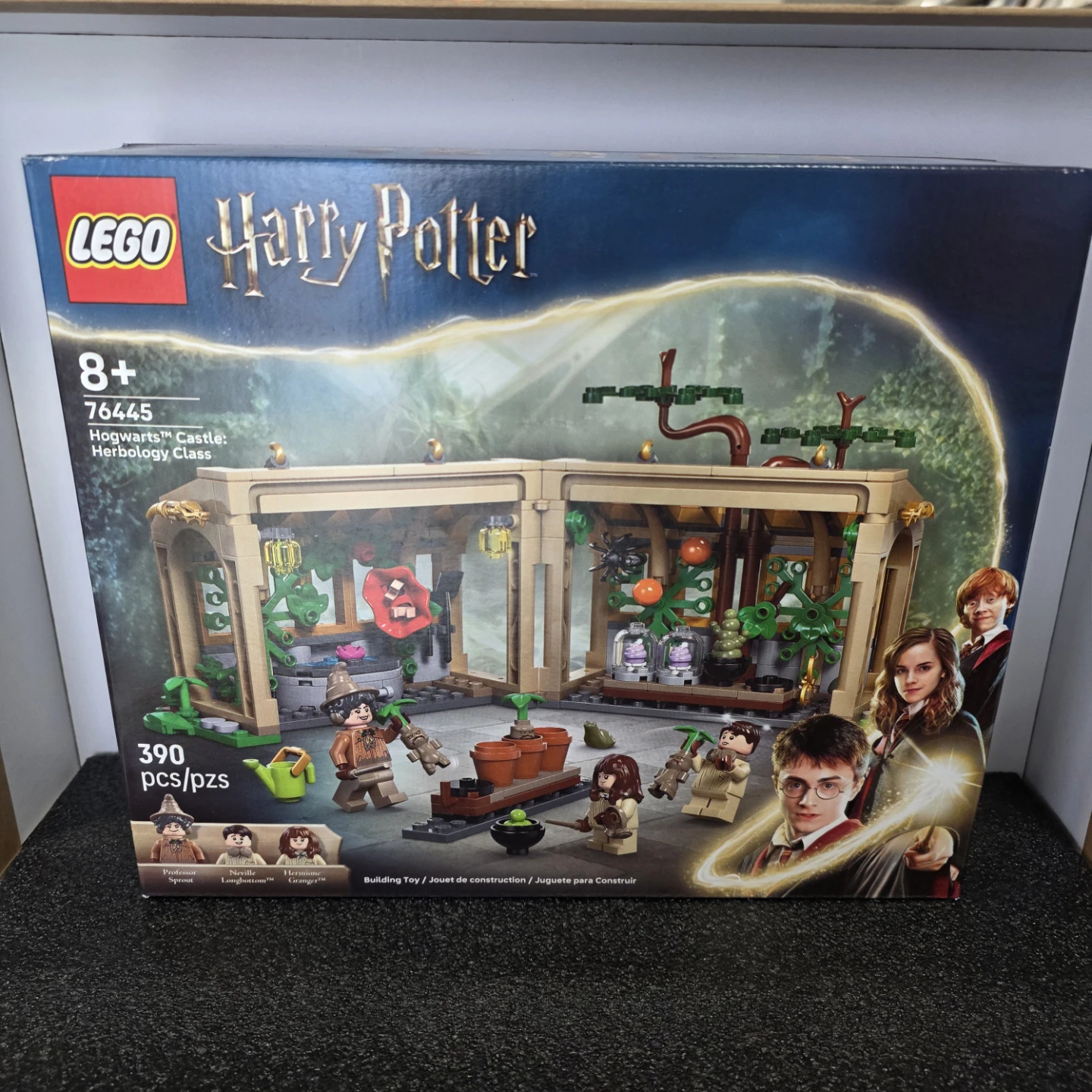 LEGO Harry Potter Hogwarts Herbology Class 76445 Building Set