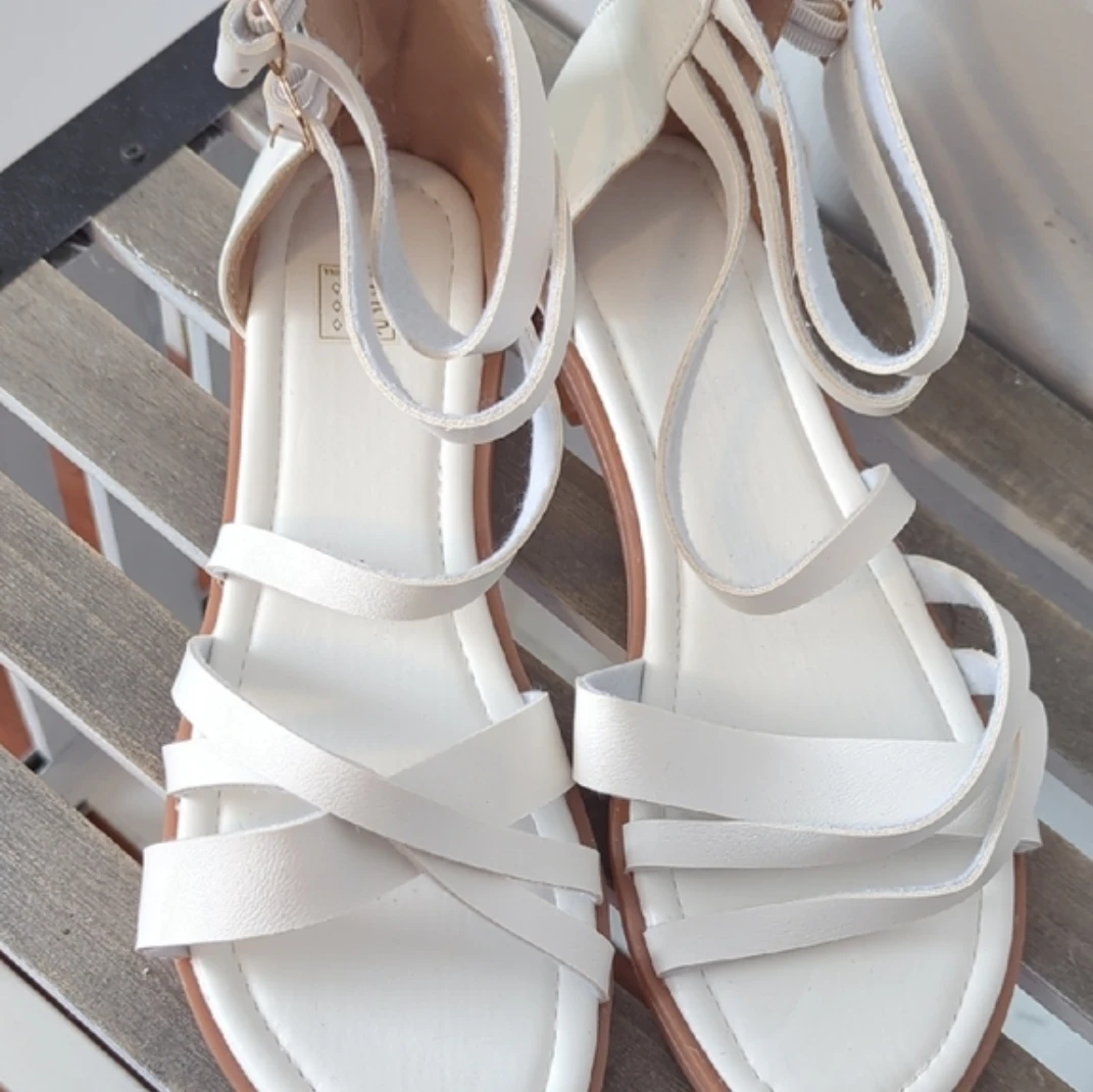 Women's White Strappy Glider Sandals - Size 41 - photo 2