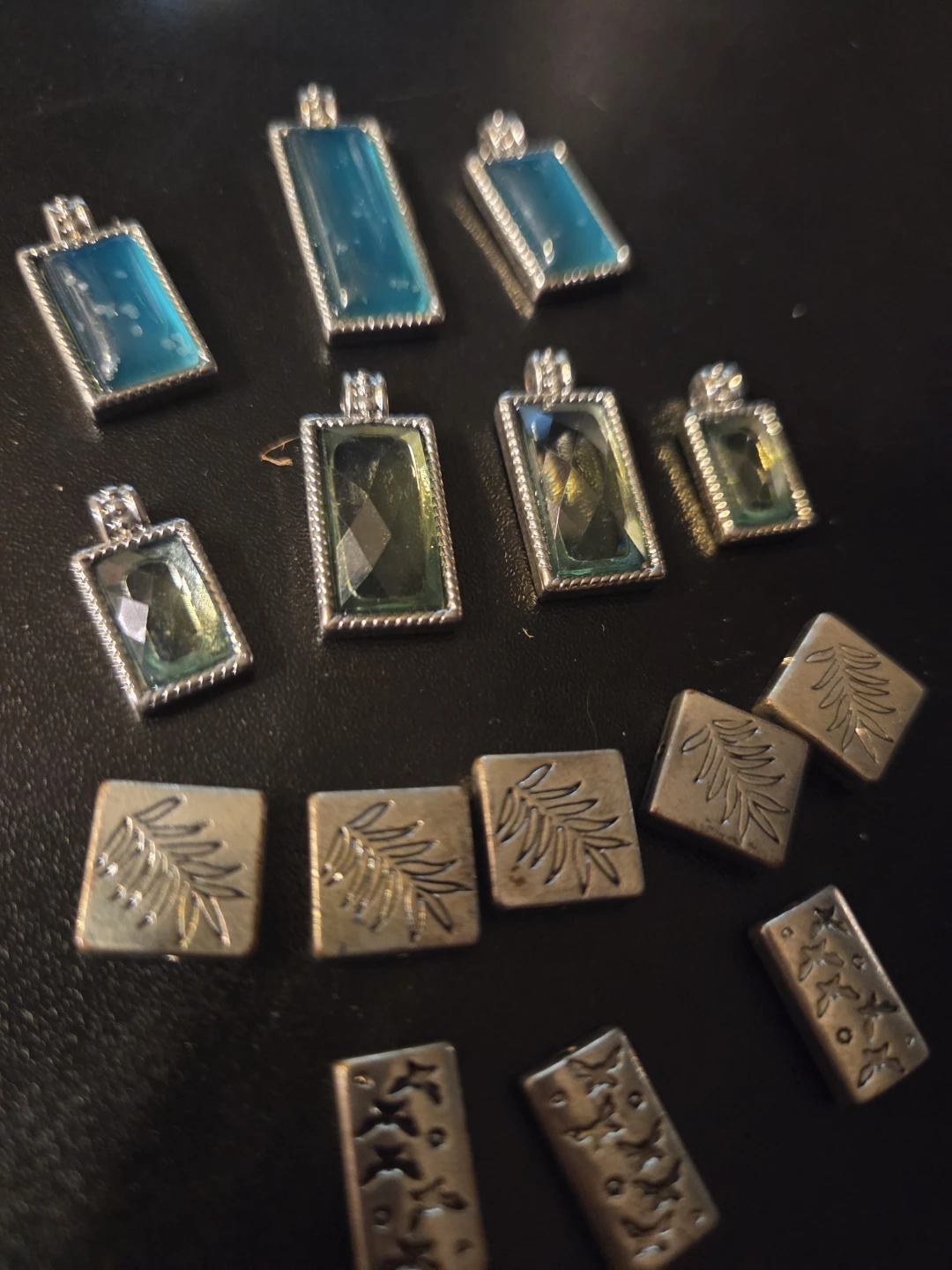 Set of 10 Charms and Pendants - photo 2