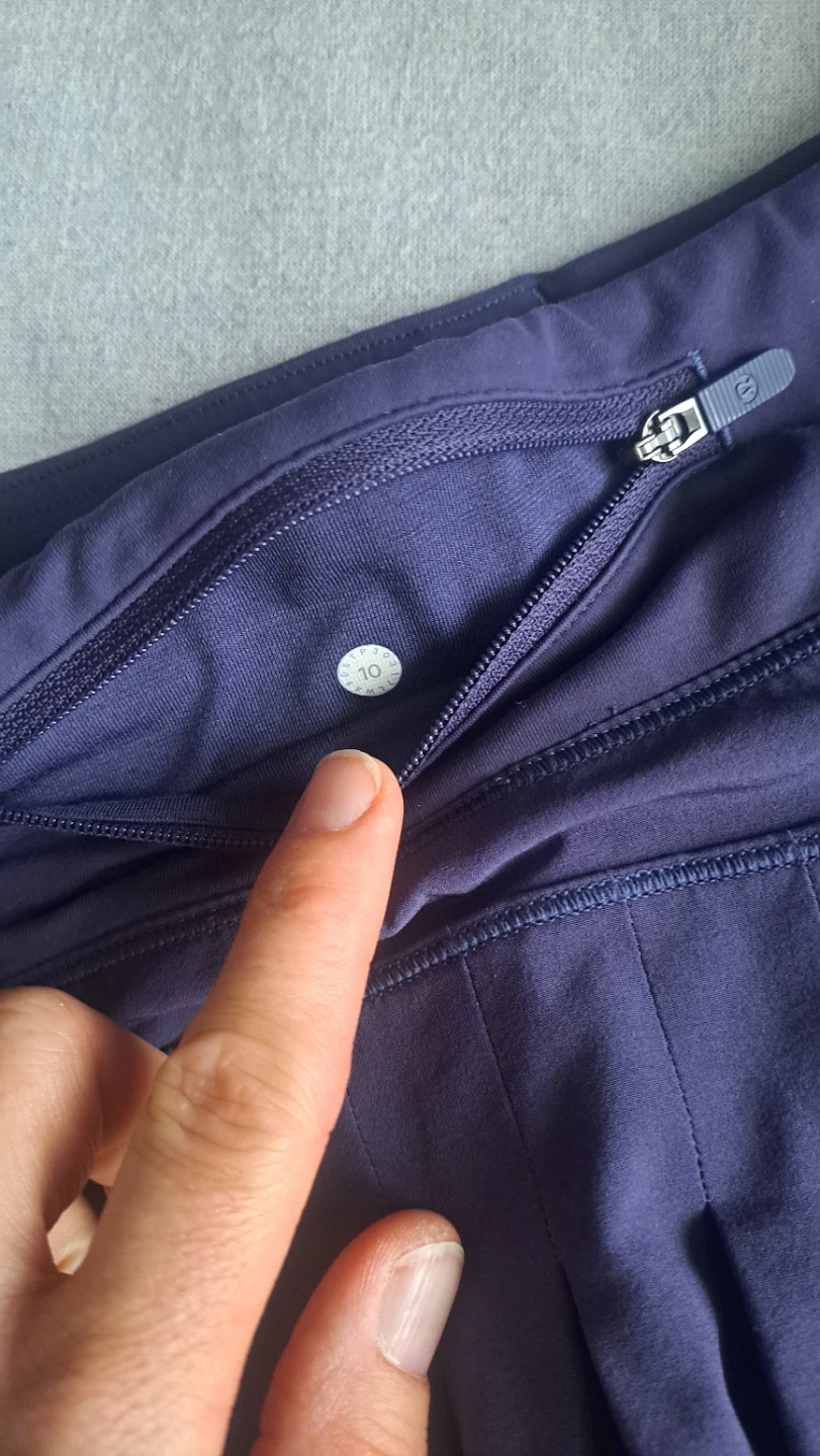 Lululemon Tennis Skirt - Size 10 - photo 2