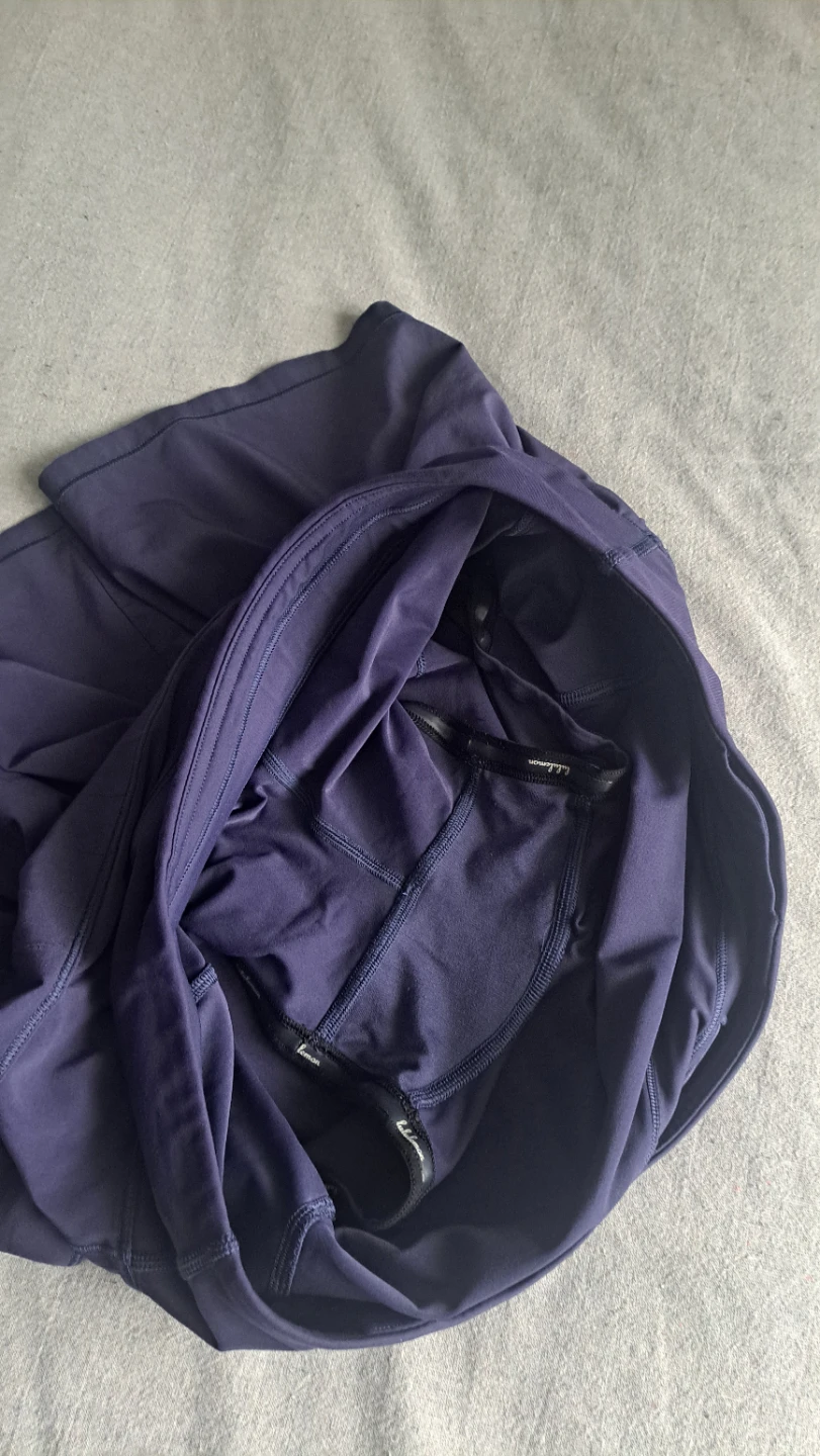 Lululemon Tennis Skirt - Size 10 - photo 4