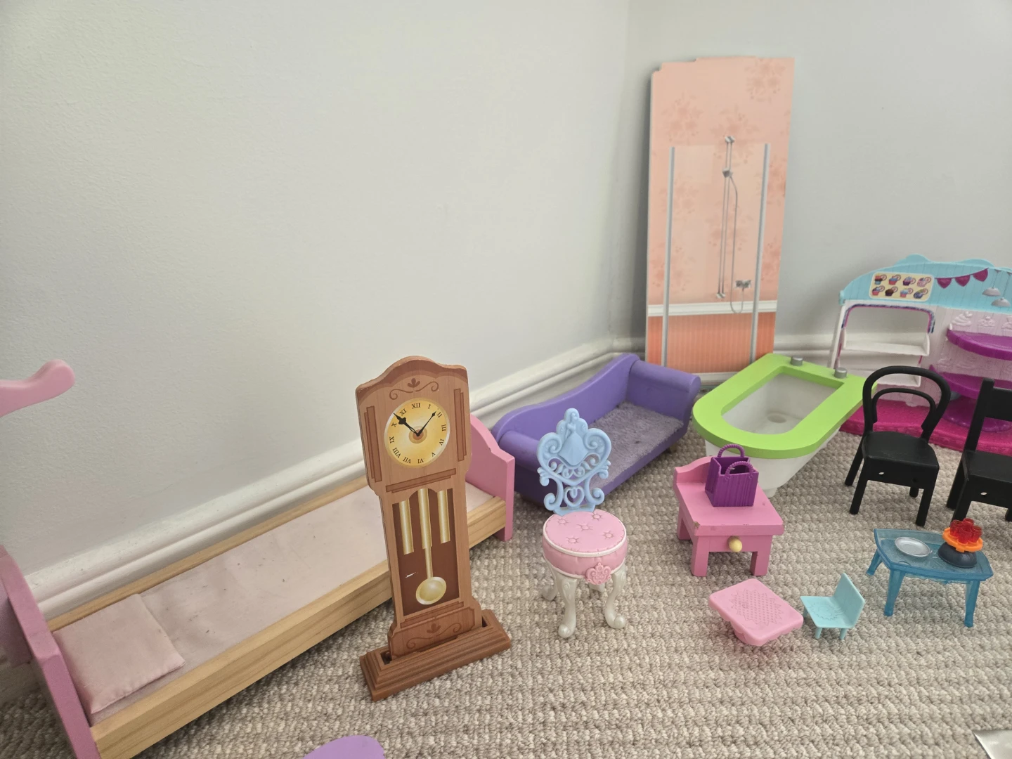 KidKraft Wooden Dollhouse with Furniture - photo 3