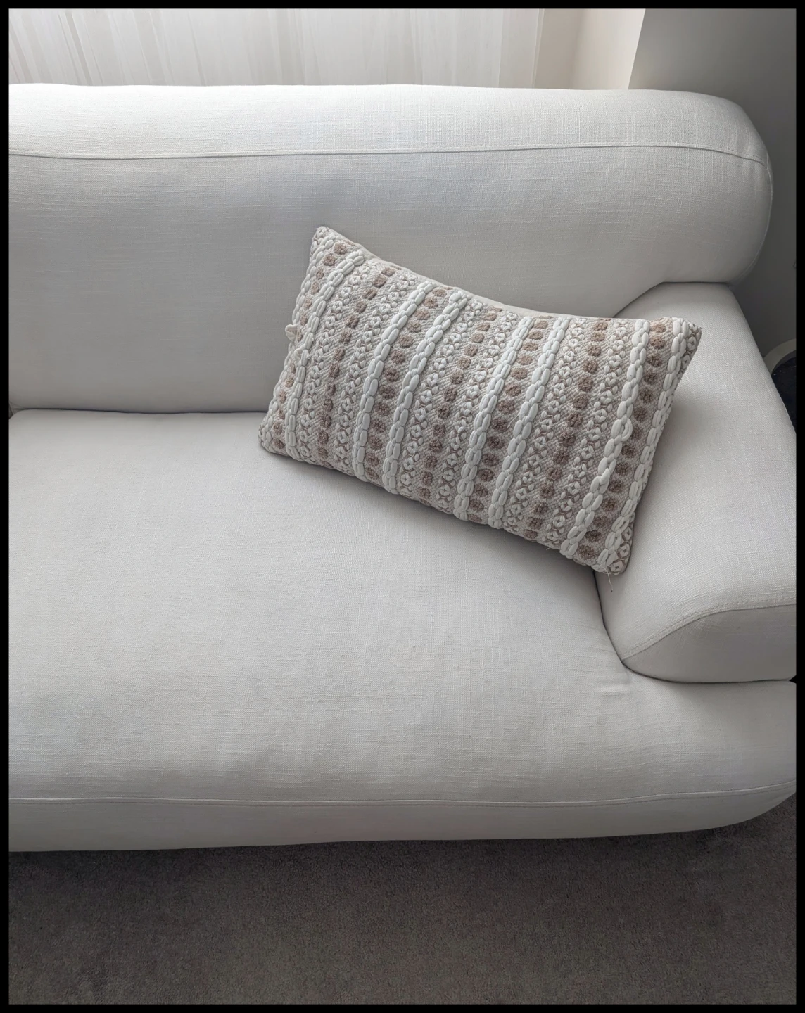 Article Couch - photo 5