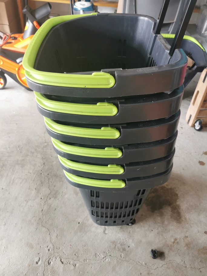 Shopping Basket with Wheels and Handle - photo 4