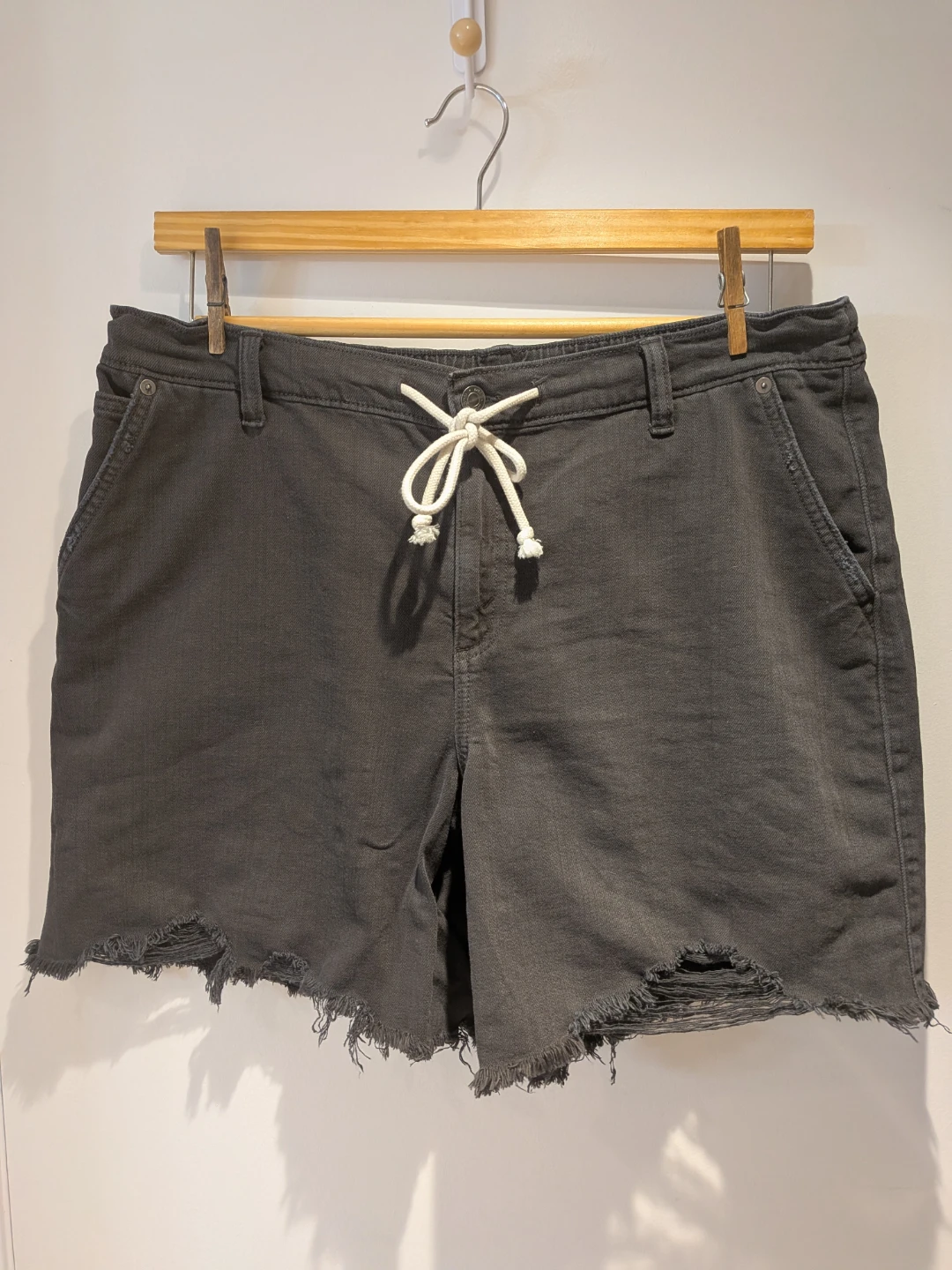 🎱 Aerie Black Denim Shorts - photo 2