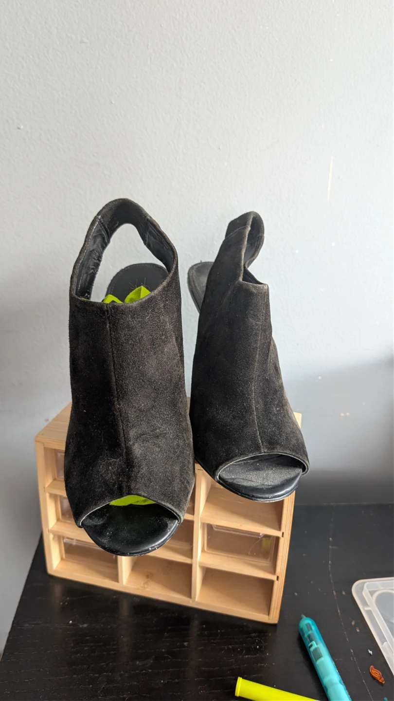 Calvin Klein Heels 7.5 - photo 5