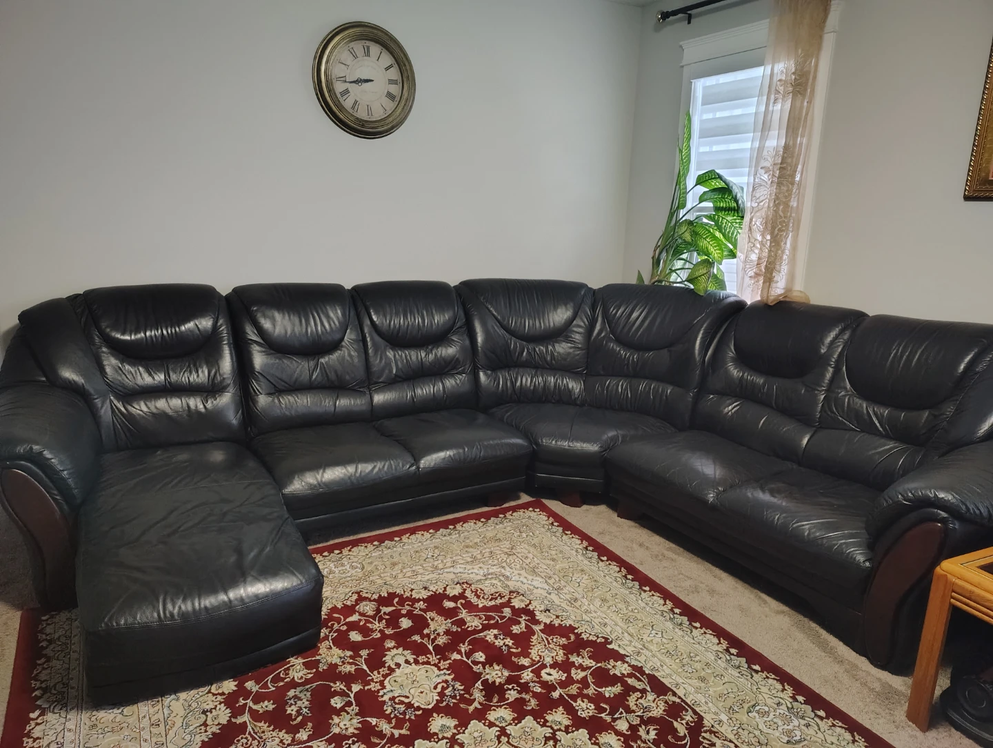Black Leather Sectional Sofa with Chaise