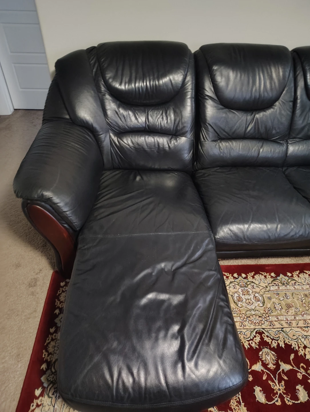 Black Leather Sectional Sofa with Chaise - photo 4