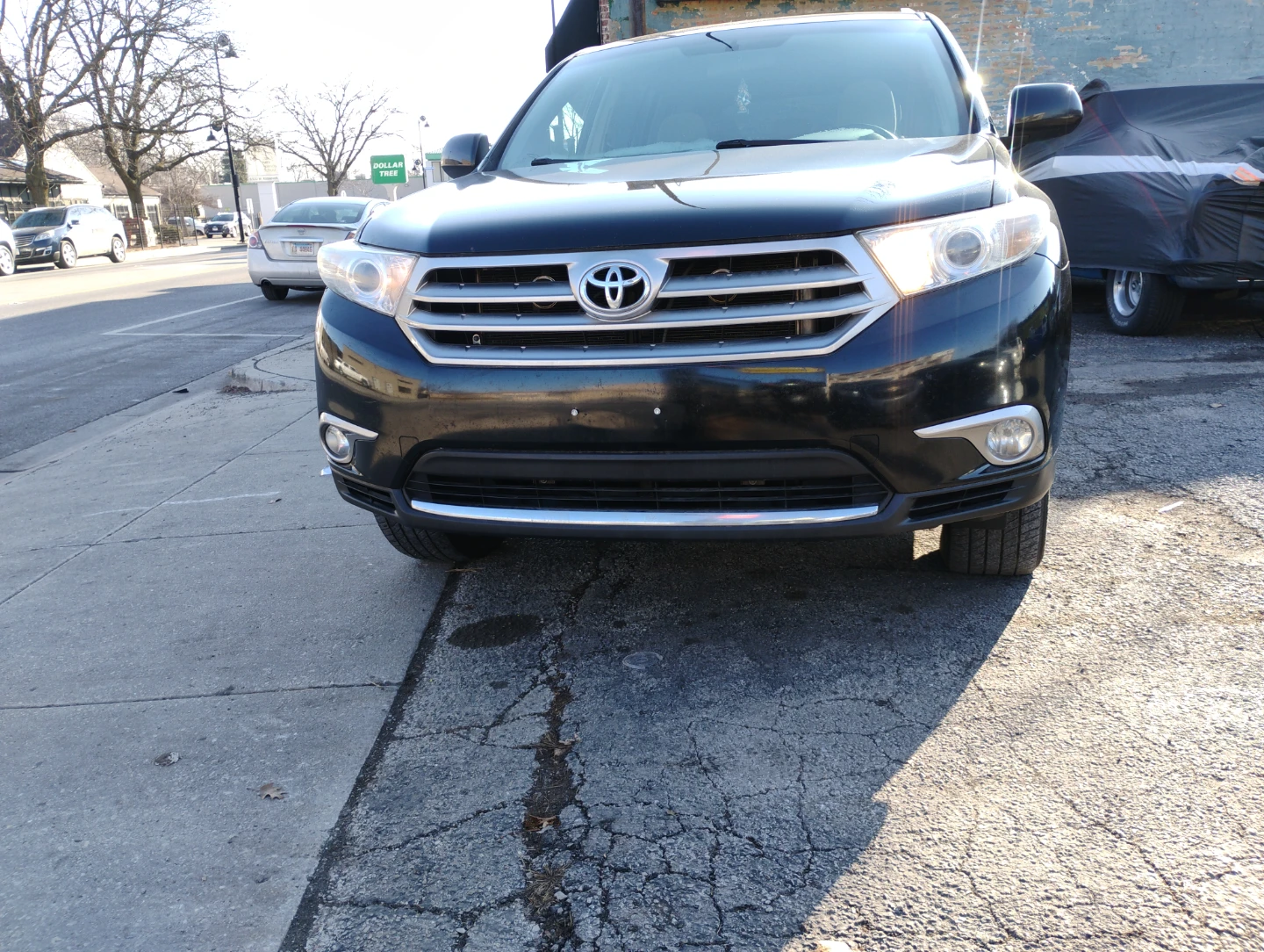 Black Toyota Highlander SUV 2013 - photo 2