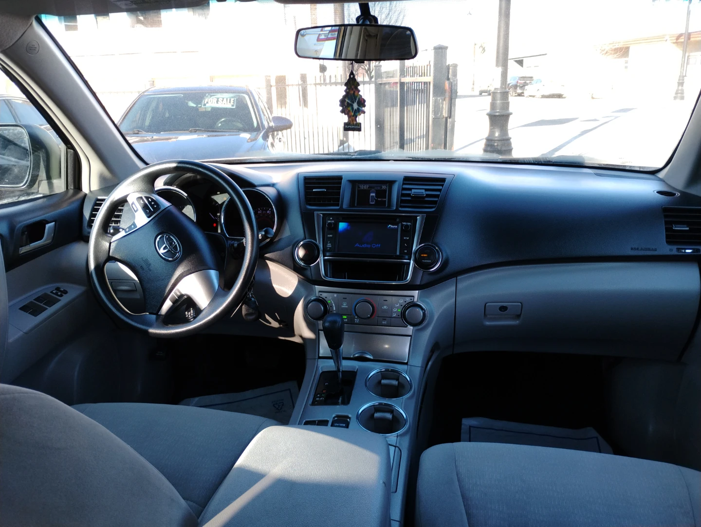 Black Toyota Highlander SUV 2013 - photo 4