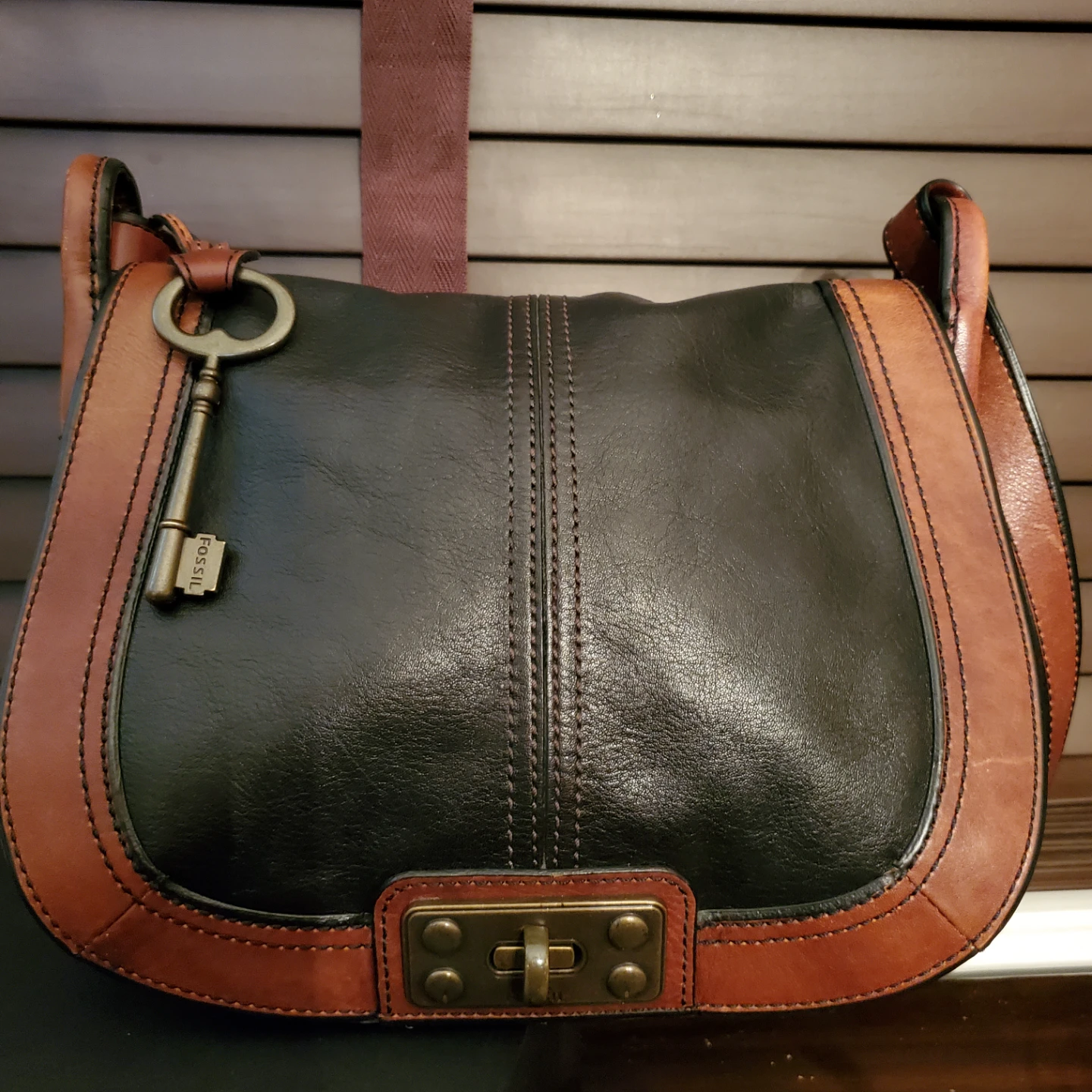 FOSSIL Leather Saddle Bag