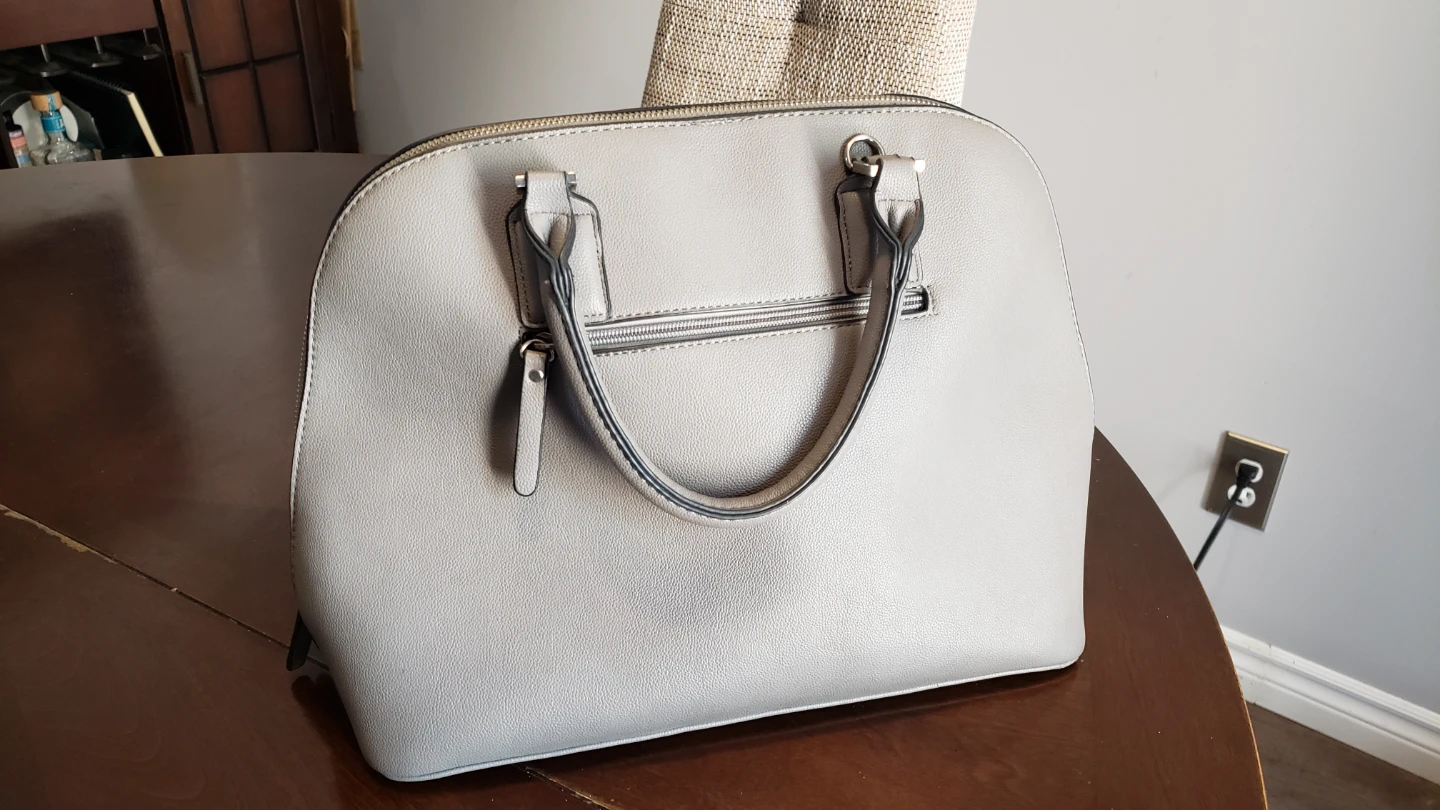 Lily & Ivy Grey Purse w/ spare strap
