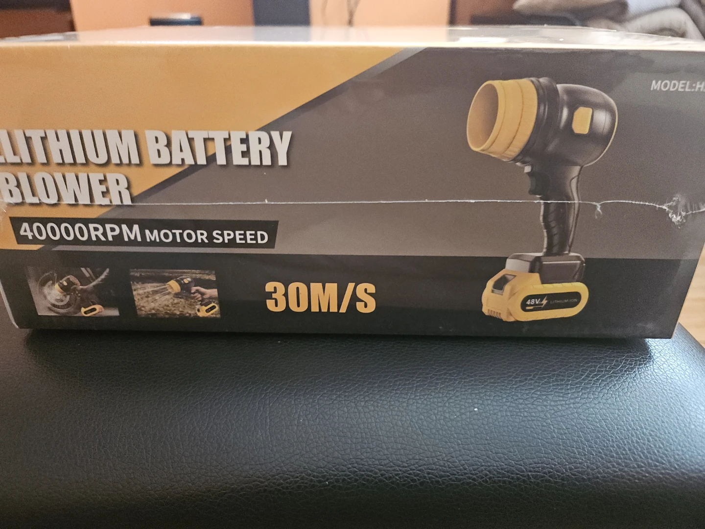 Lithium Ion Leaf Blower - 40000 RPM