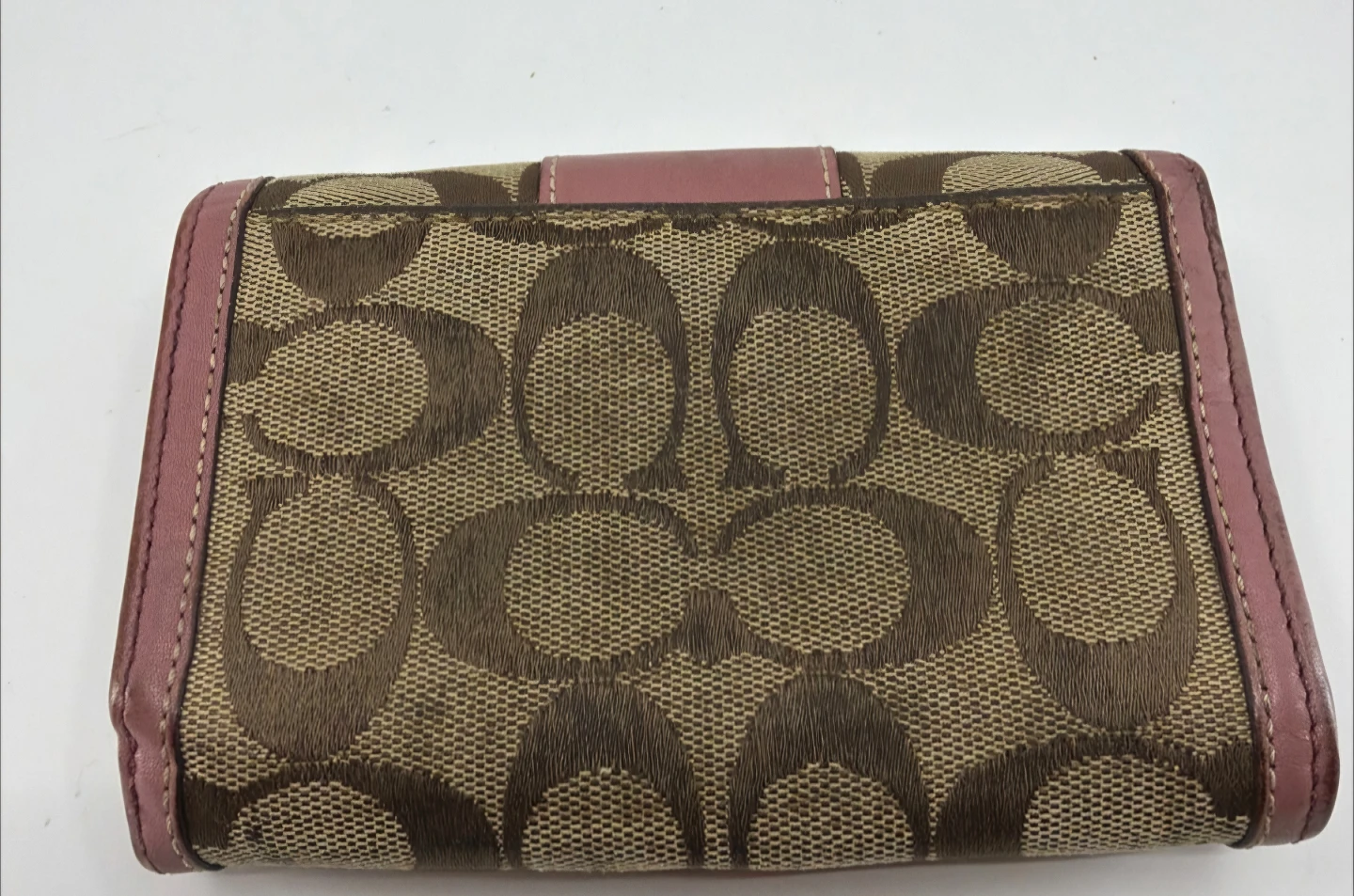 Coach Signature C Monogram Pink Leather Trifold Wallet - photo 3