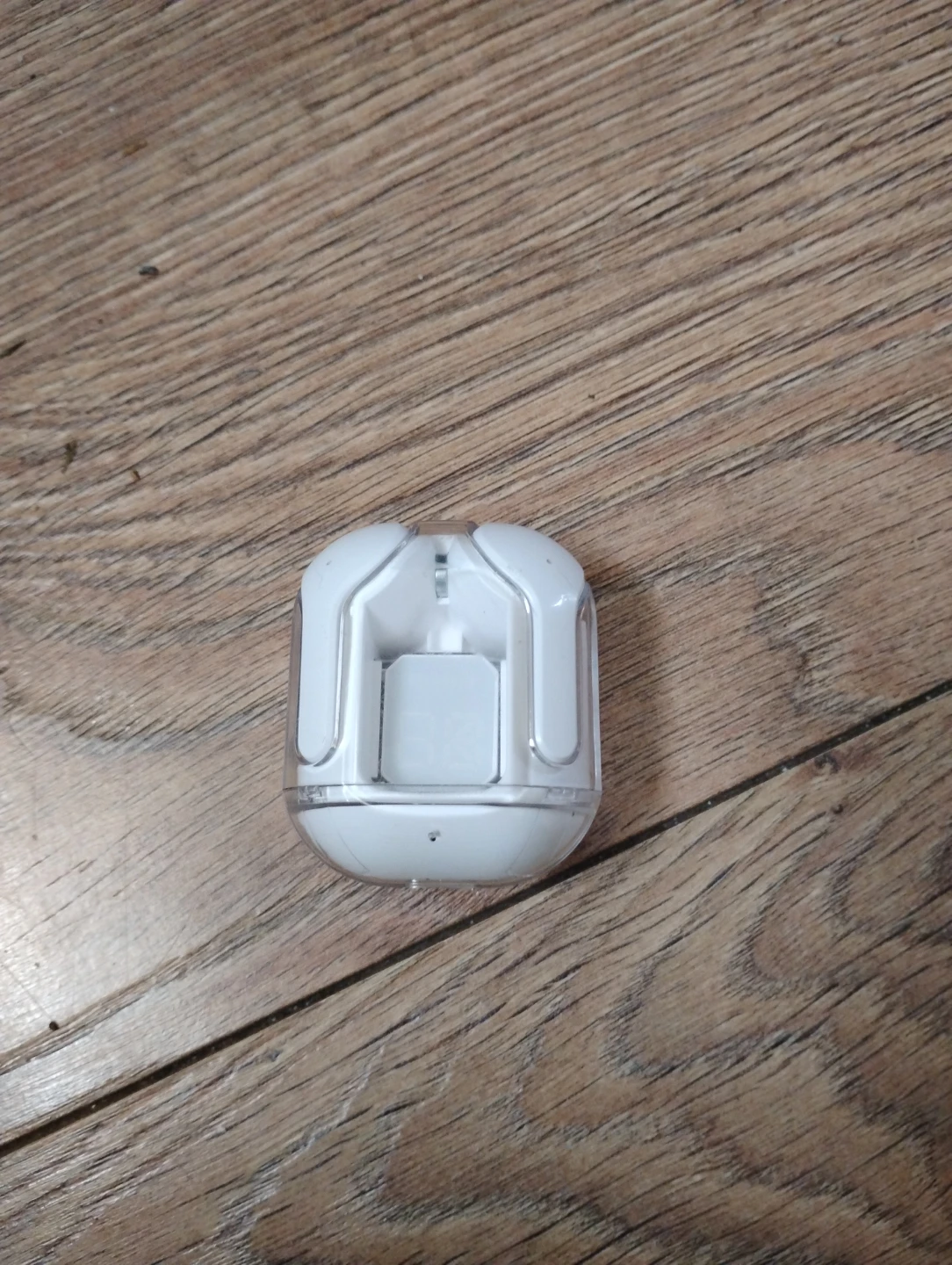 White Wireless Earbuds Charging Case