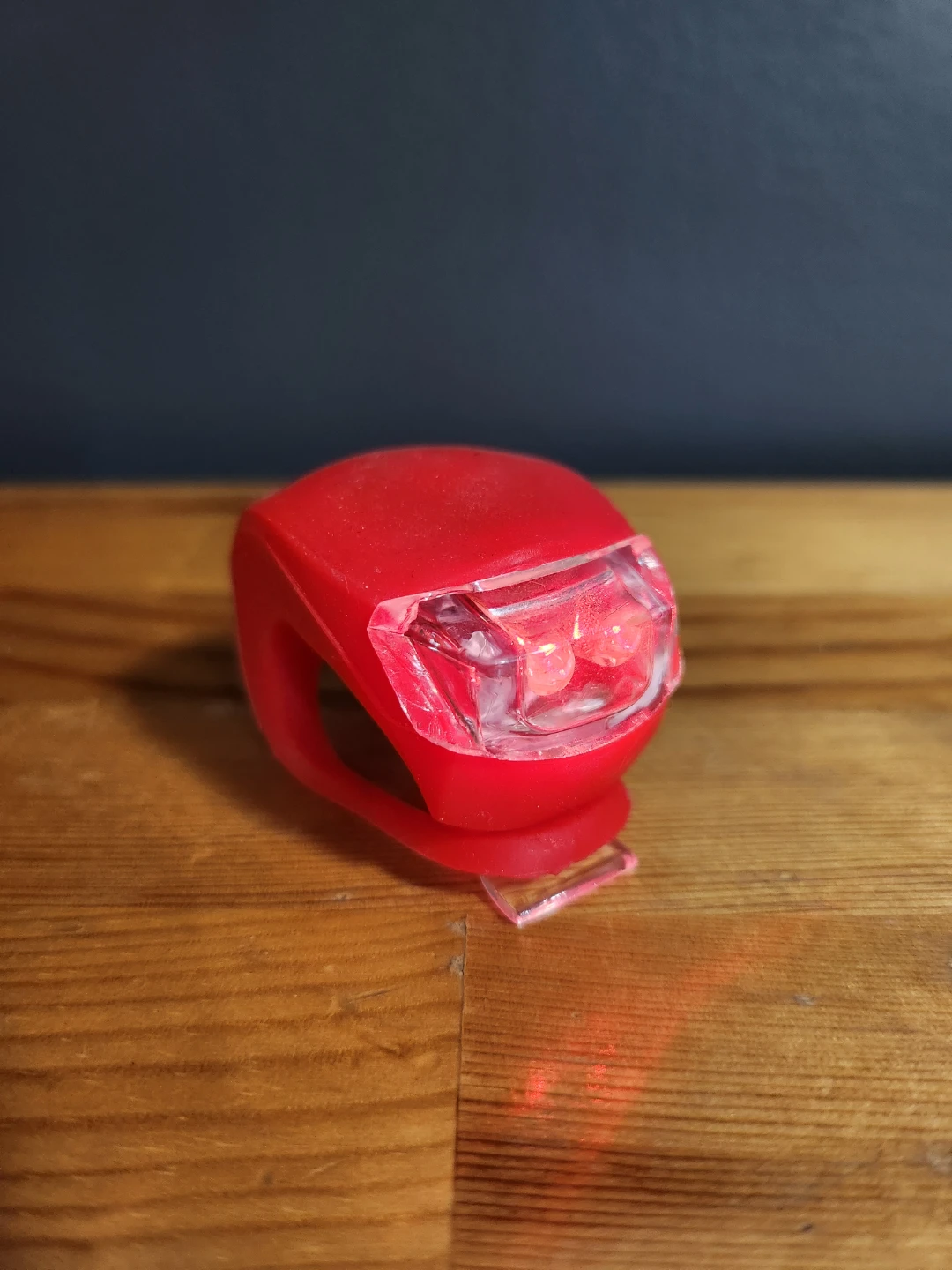 Red Silicone Bike Light - photo 2