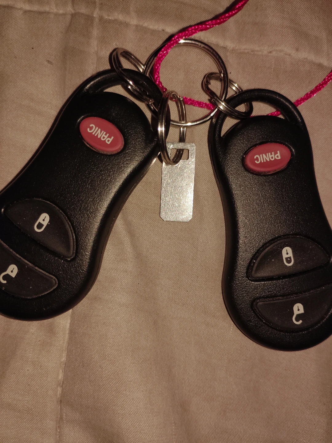 2 Key Fobs - photo 2