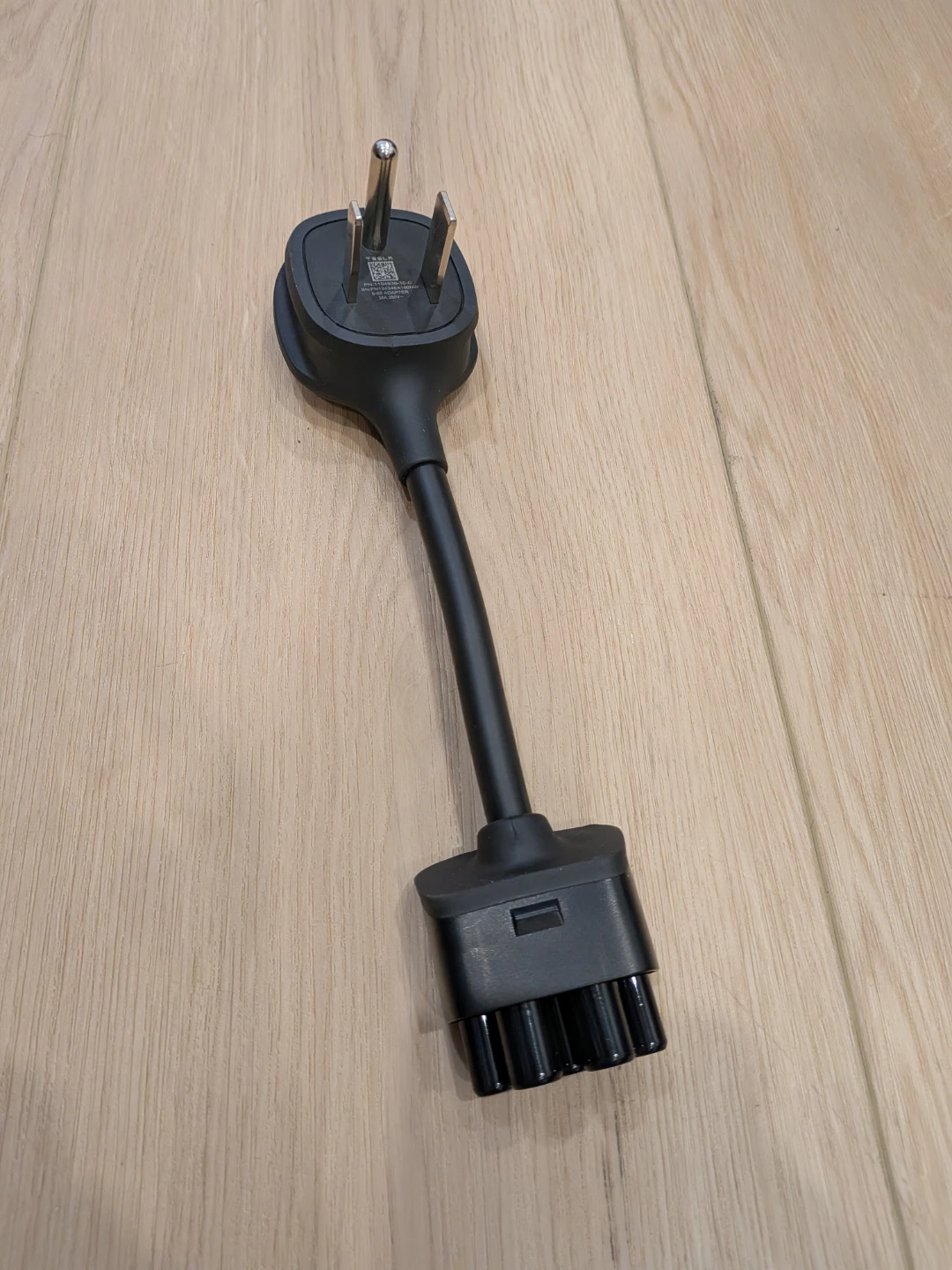 Tesla "6-50" Charging Adapter