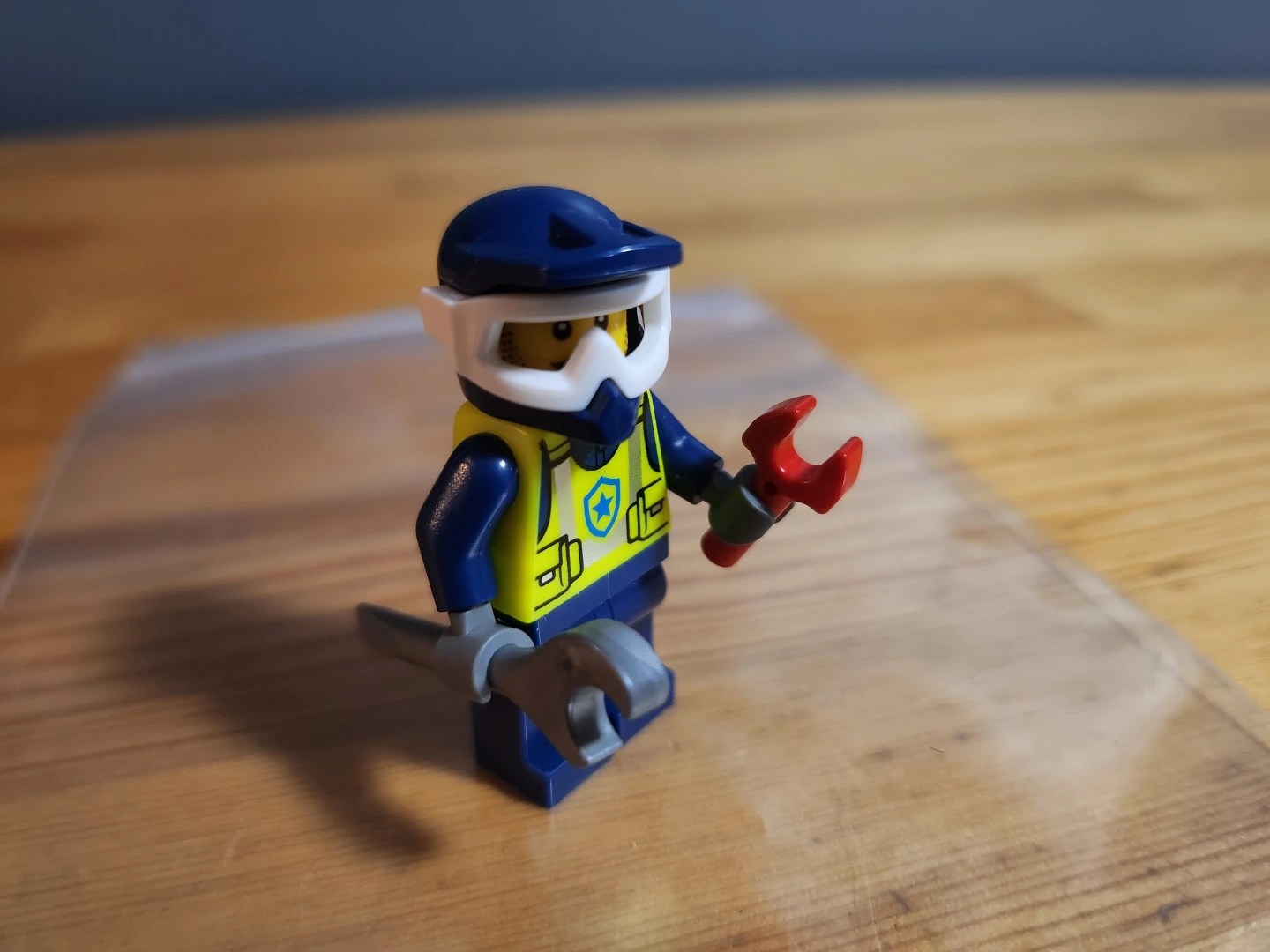 LEGO Minifigure Mechanic with Accessories