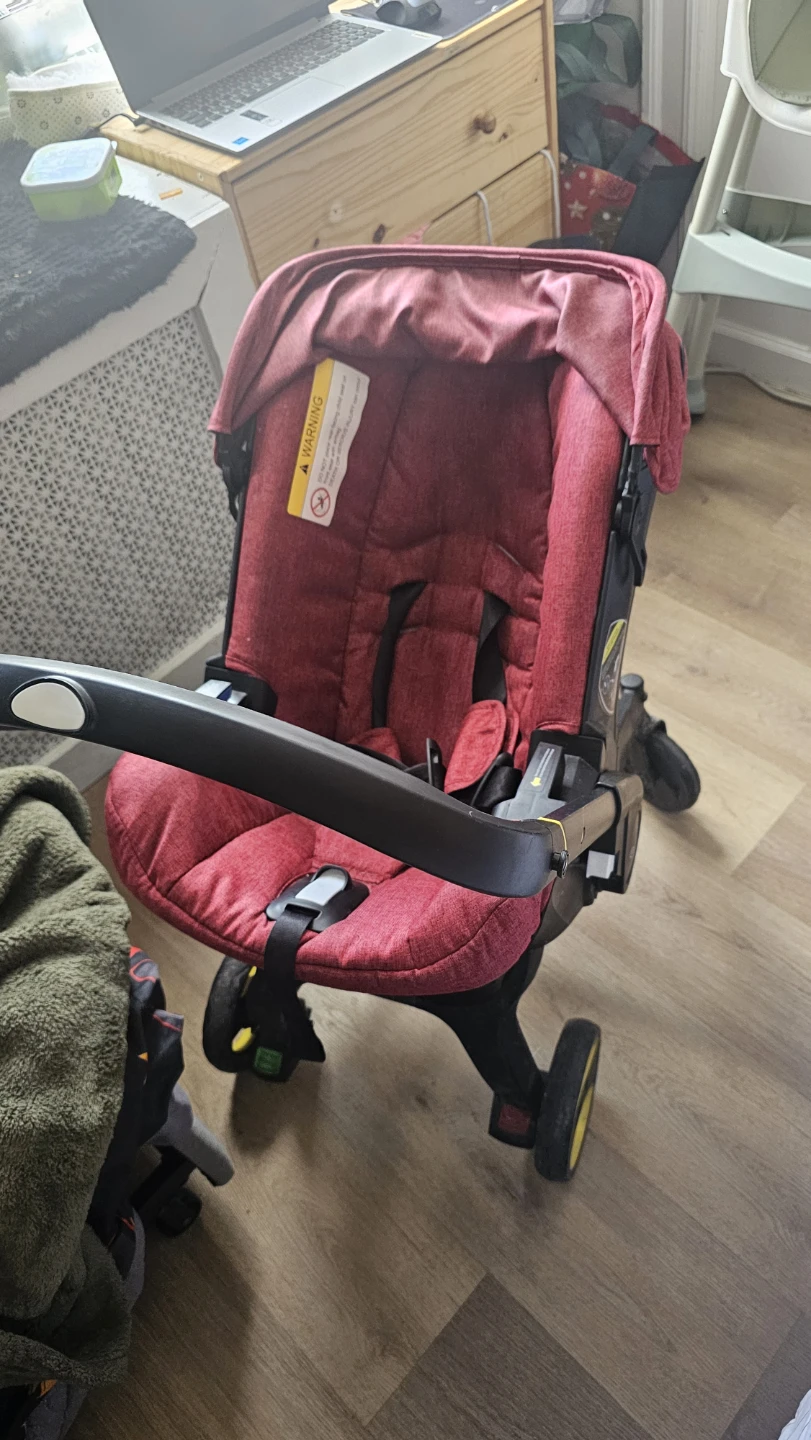 Doona Infant Car Seat and Stroller - photo 2