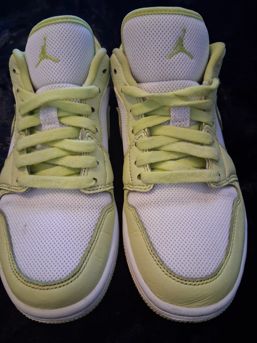 Air Jordan 1 Low SE Lemon Wash Sneakers