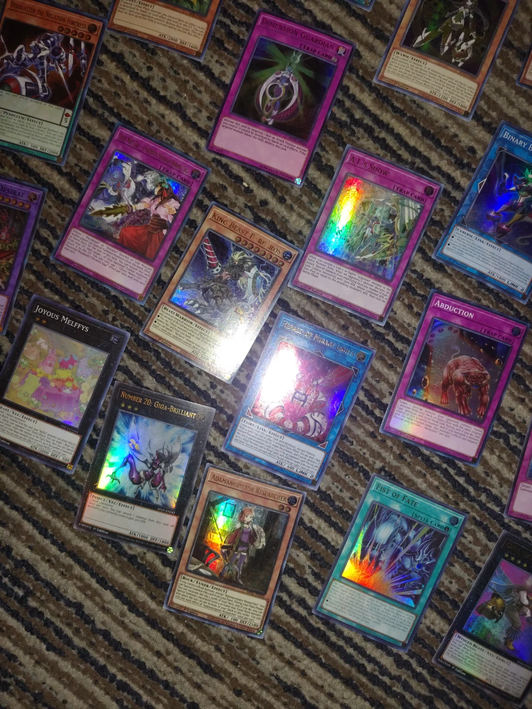 Yu-Gi-Oh! Trading Card Lot 100+ holos and rare - photo 5