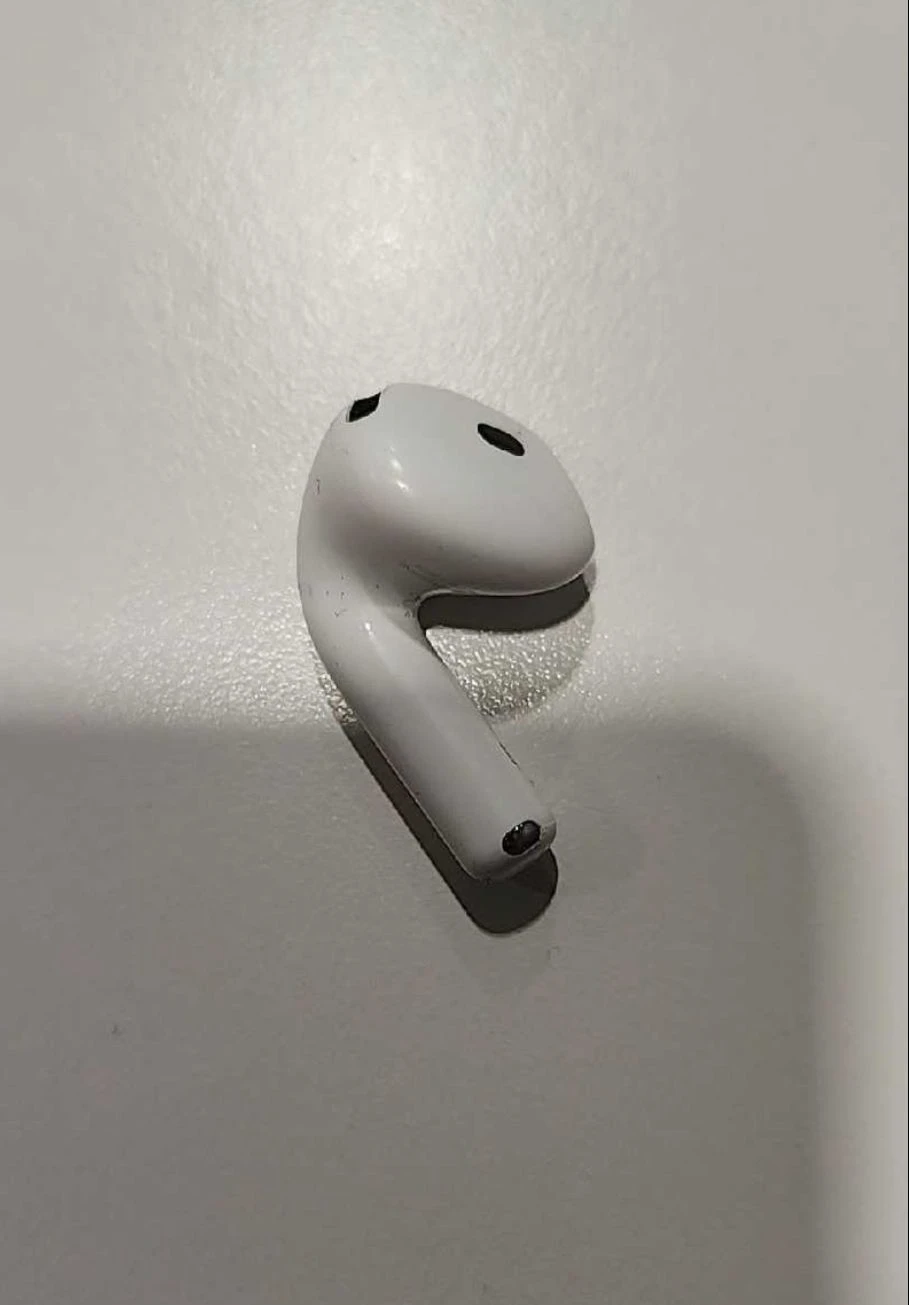 Apple AirPods Pro (Left Earbud) NO ANC