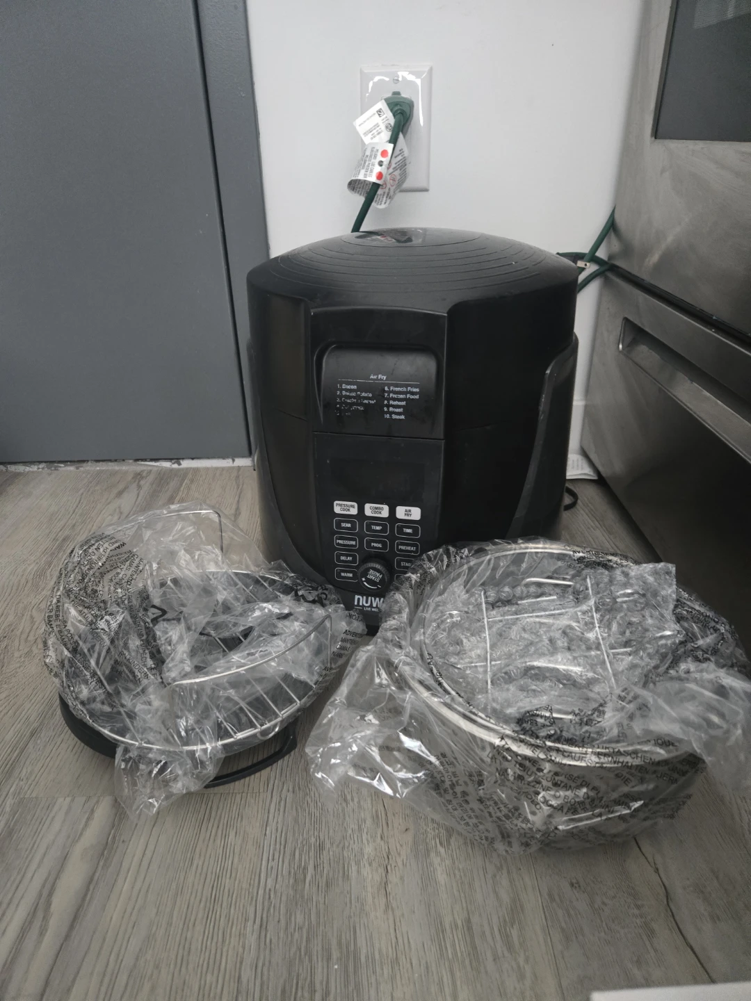 Nuwave Air Fryer & Pressure Cooker - photo 2