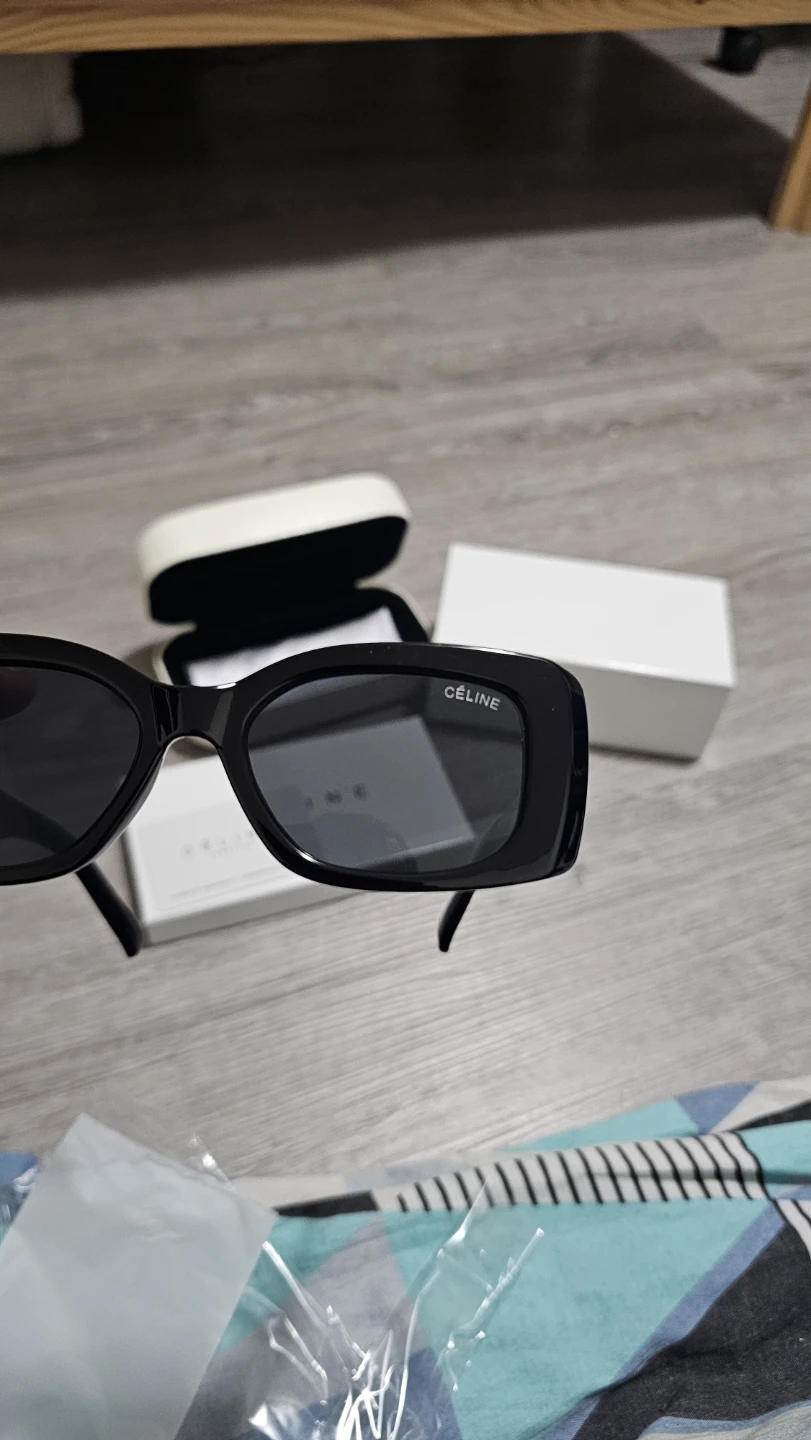 Celine Sunglasses women - photo 2