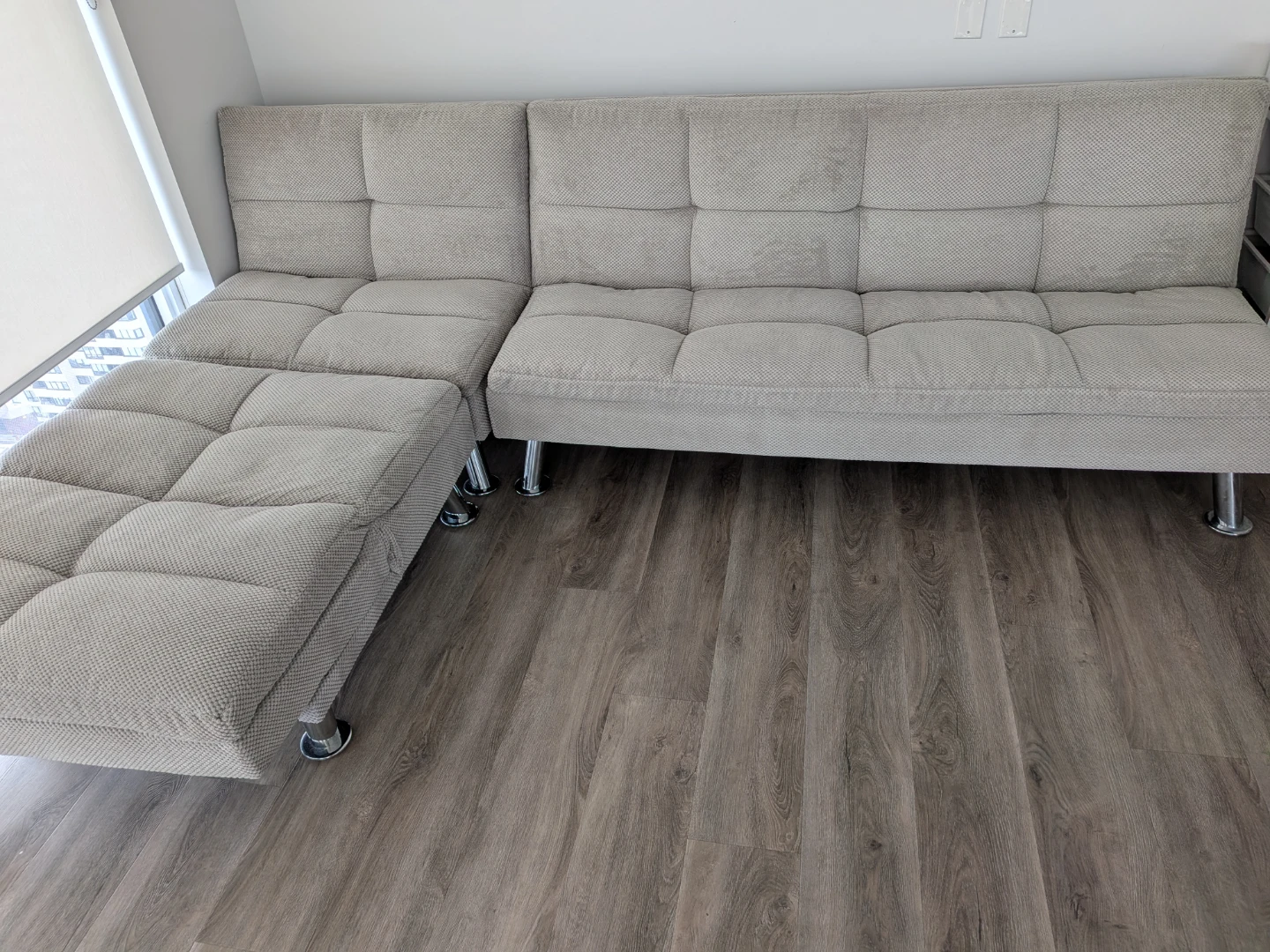 Light Grey Sectional Sofa with Chaise - photo 4