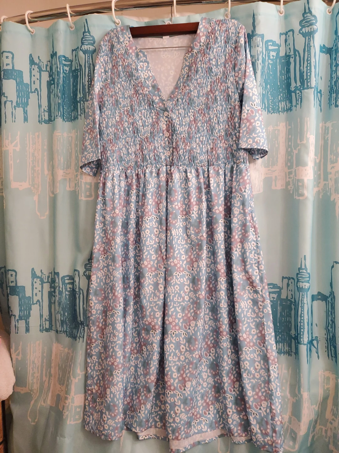 Blue floral midi dress with smocked bodice - photo 3