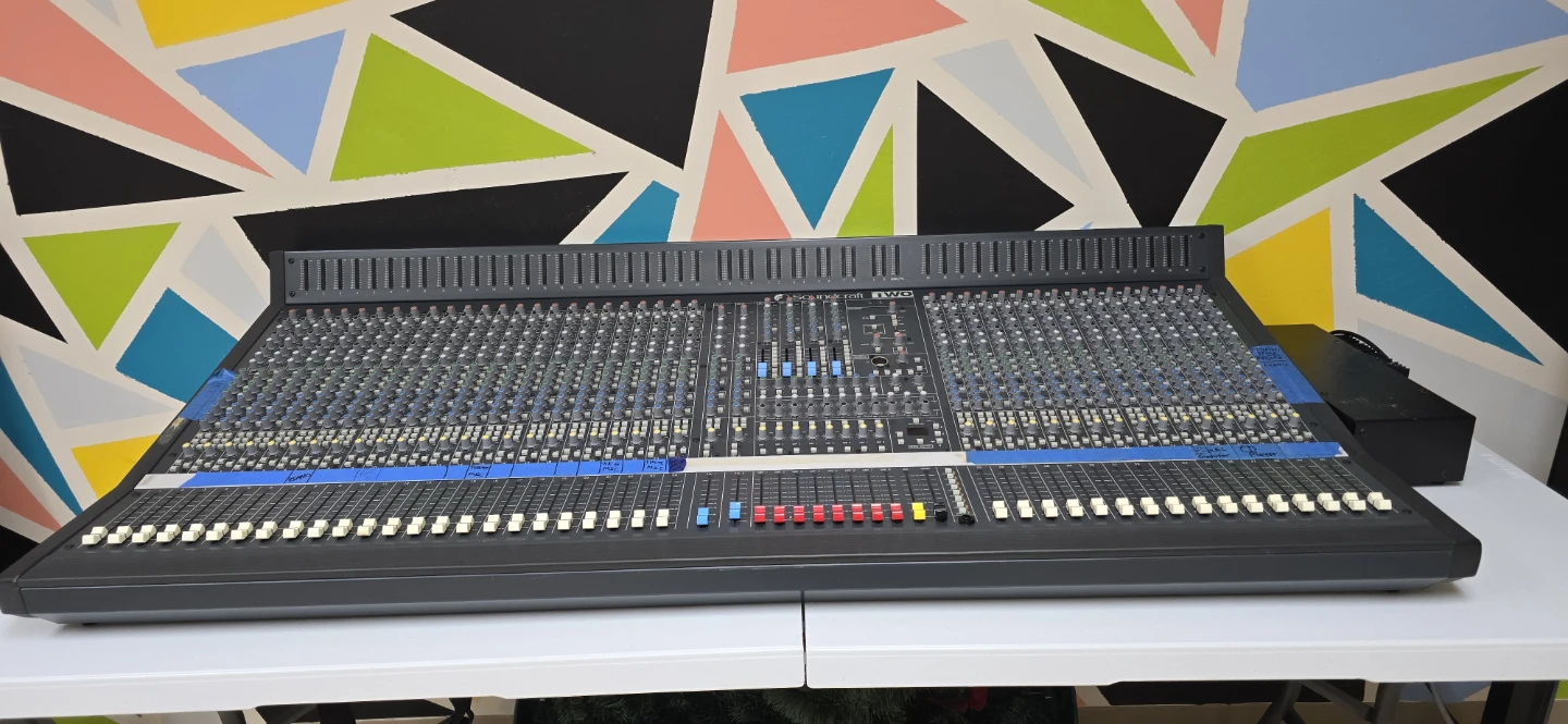 Soundcraft Two Analog Mixing Console - photo 2