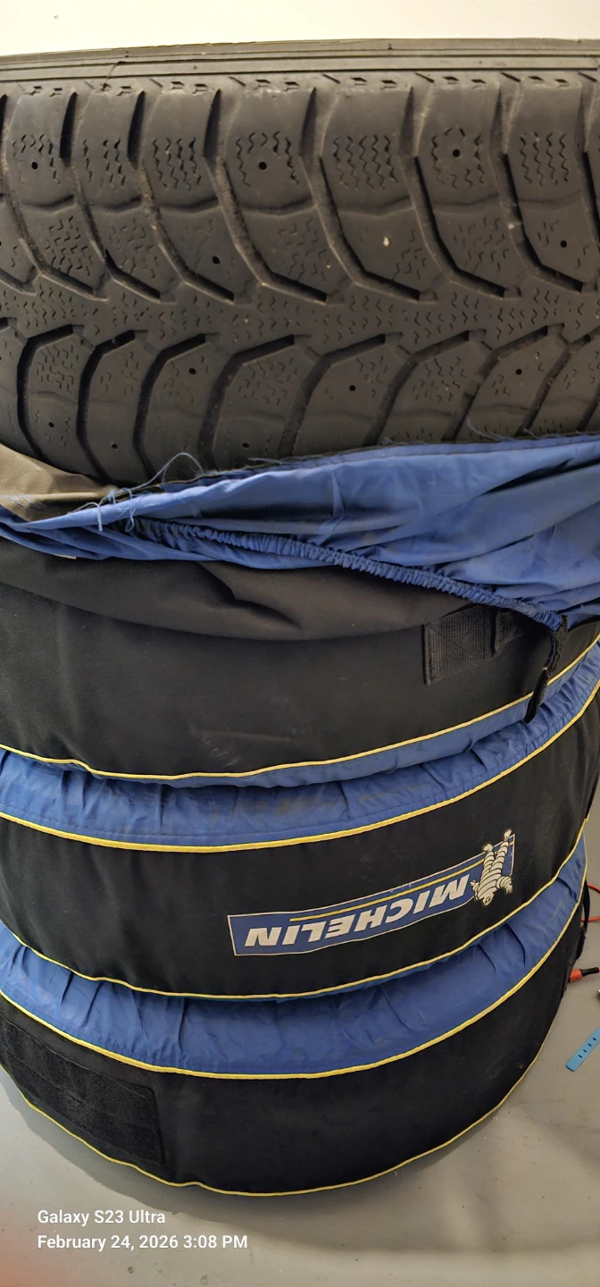 4x Rovelo Winter Tires on Steel Rims – 215/70R16 (Set of 4) - photo 2