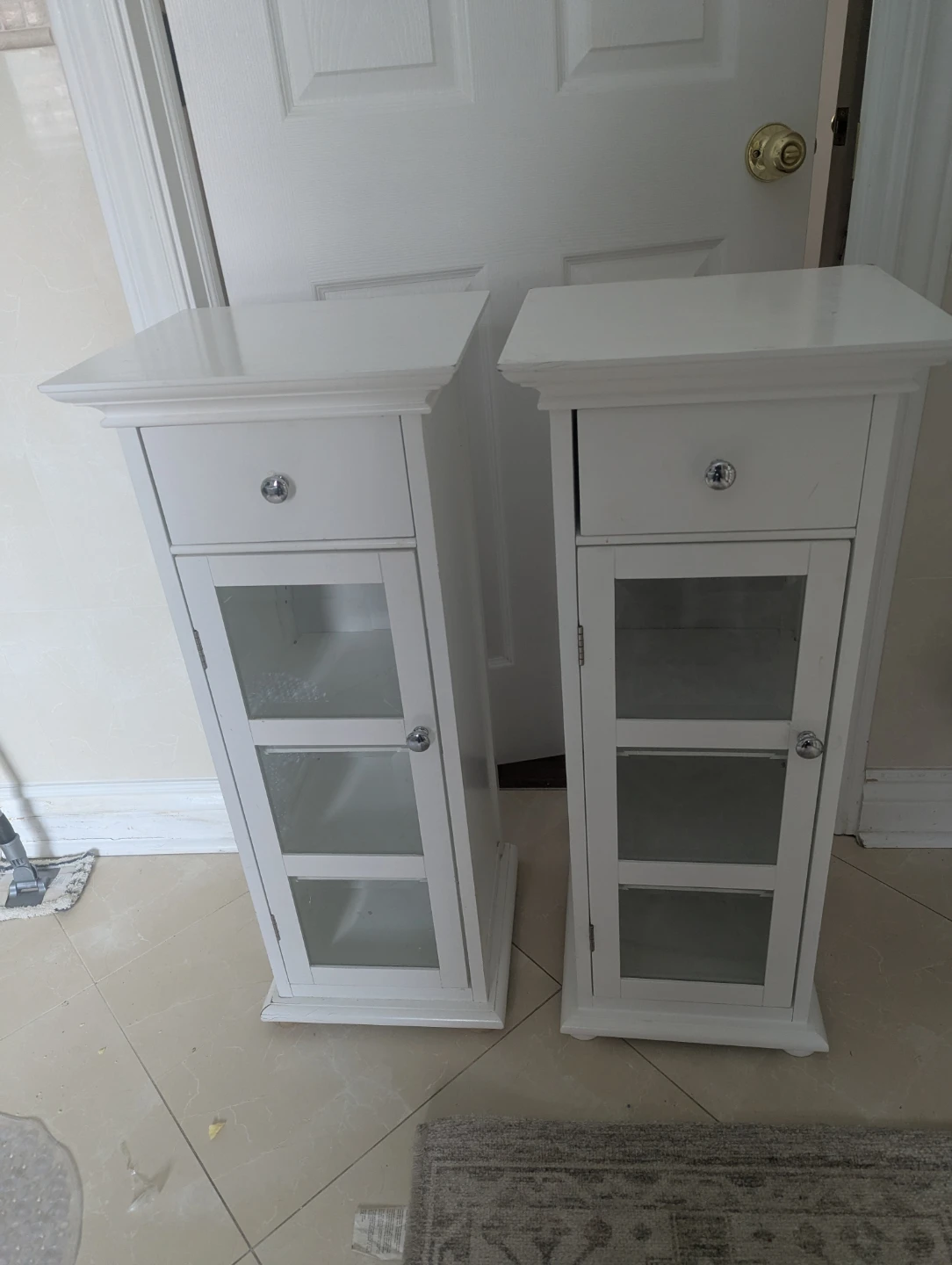 White Accent Cabinet with Glass Door and Drawer