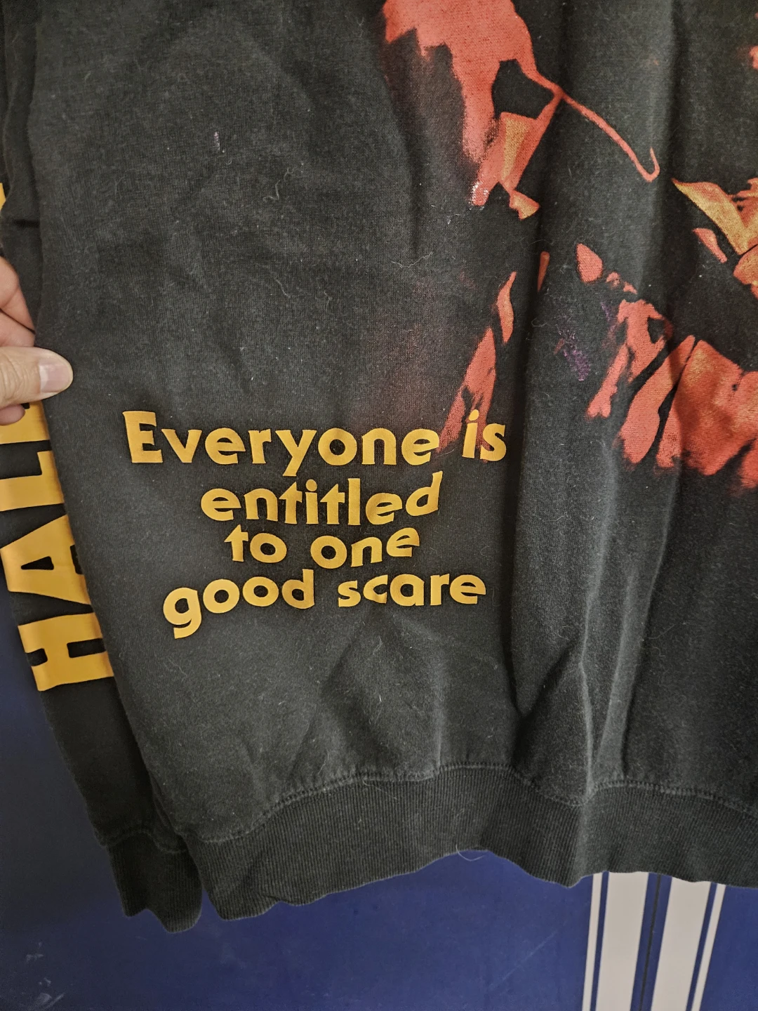 John Carpenter's Halloween Michael Myers Sweatshirt - photo 3