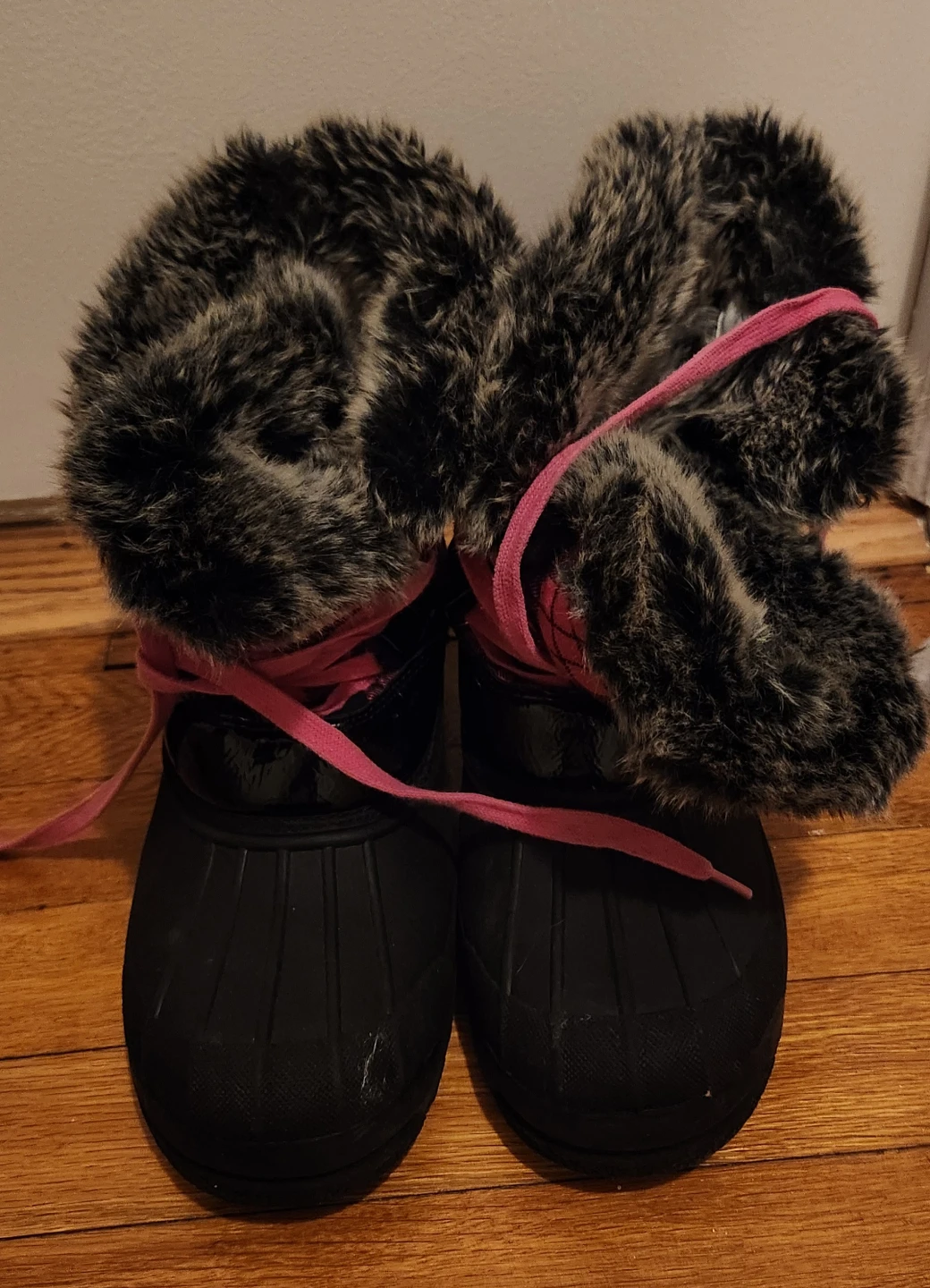 Lands End  Plaid Winter Boots with Faux Fur Size Big Girls 7 - photo 2