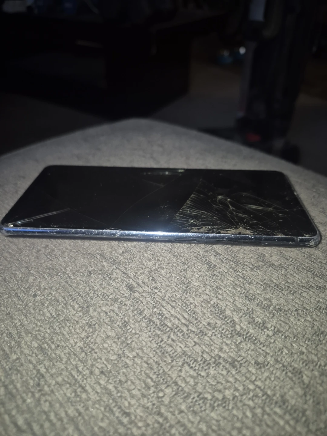 Samsung Smartphone - For Parts - photo 2