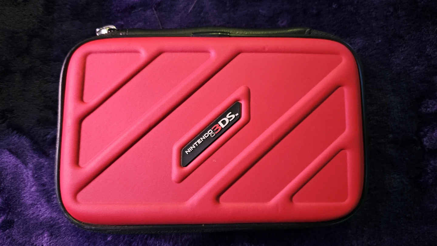 Nintendo 2DS XL Poke Ball Edition - photo 5