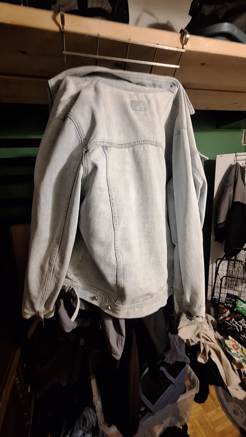 Calvin Klein Jeans Light Wash Denim Jacket - photo 3