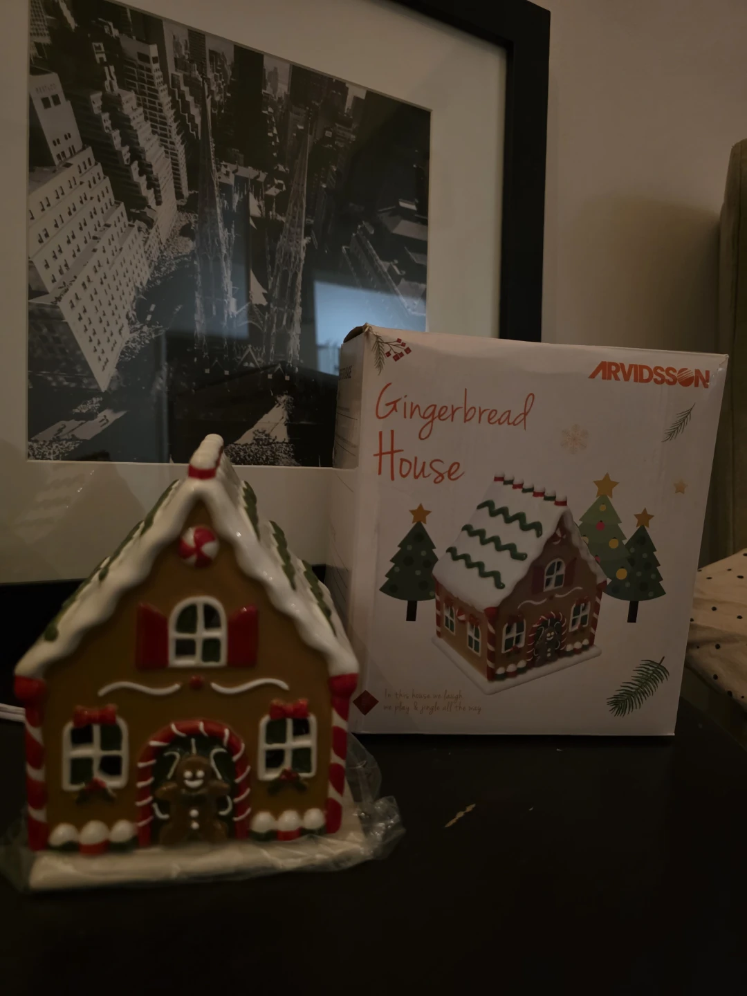 Arvidsson Gingerbread House Ceramic Decoration & Waxing usage
