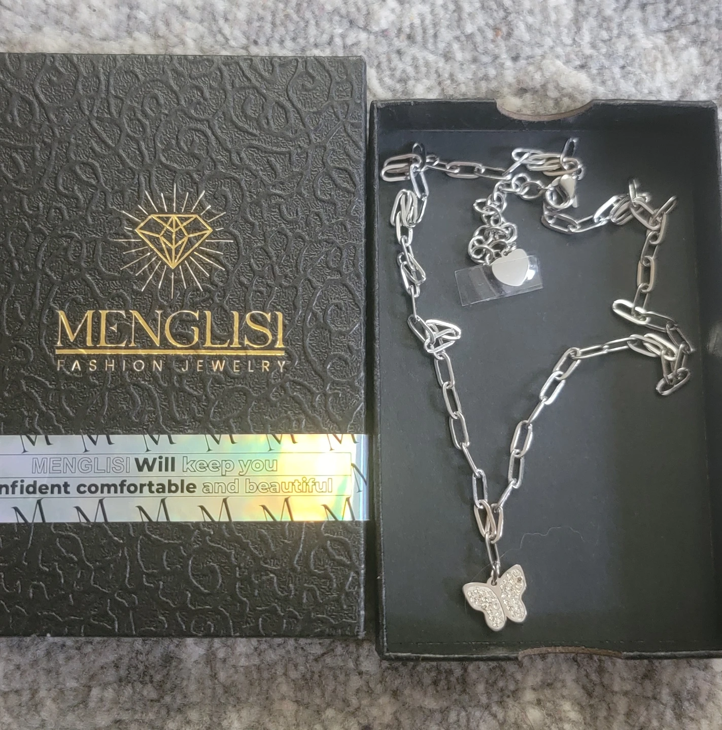 Menglisi Butterfly Pendant Necklace - photo 2