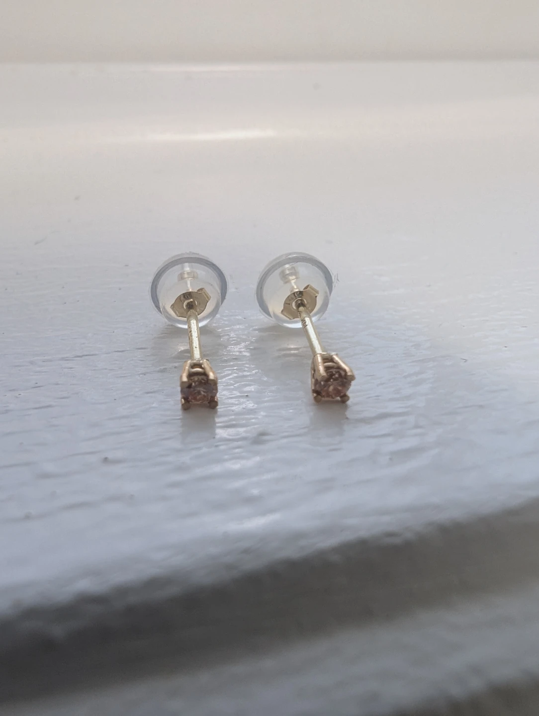 Brand New 14K Yellow Gold Diamond Earrings For Sale