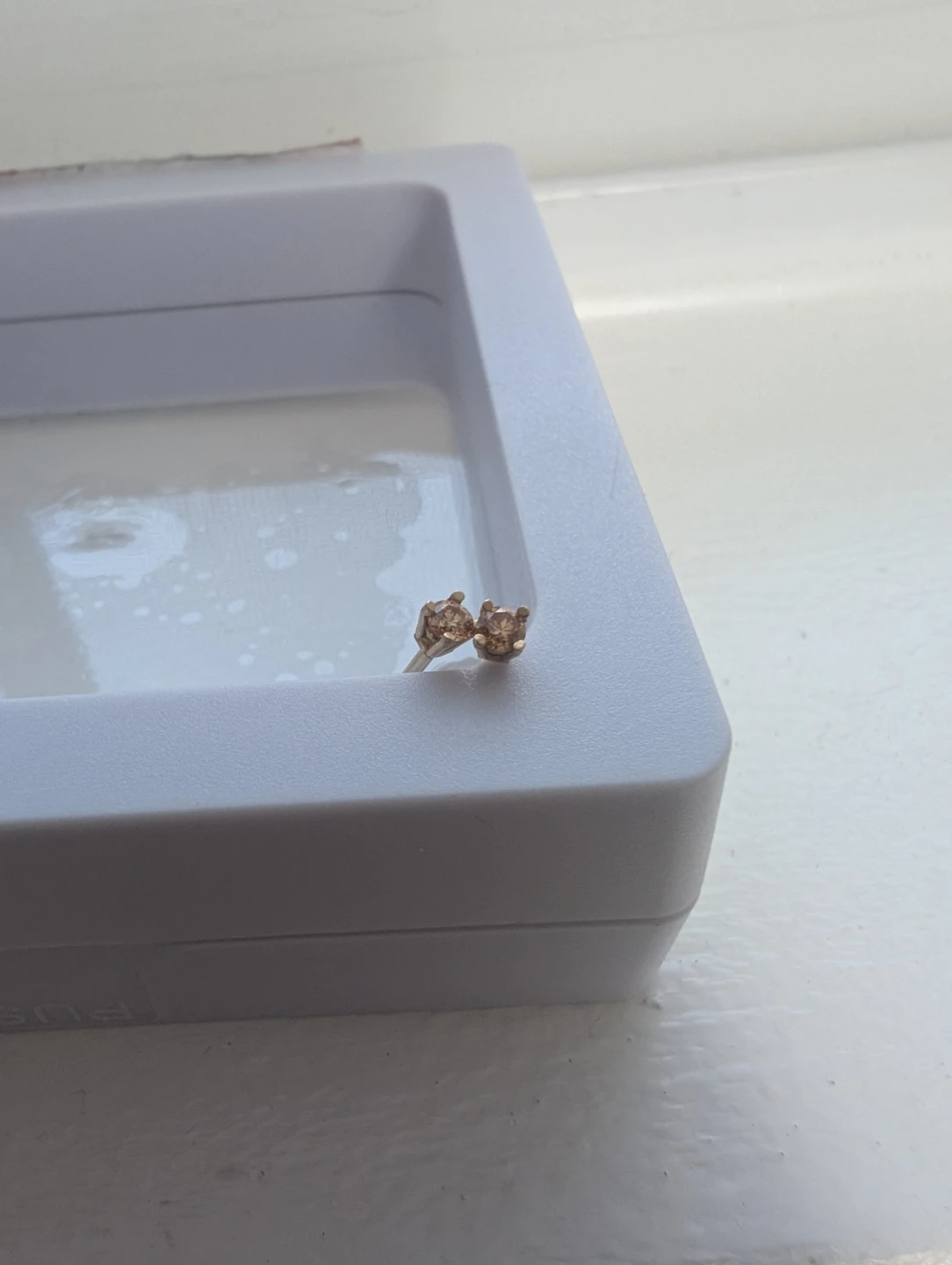 Brand New 14K Yellow Gold Diamond Earrings For Sale - photo 5