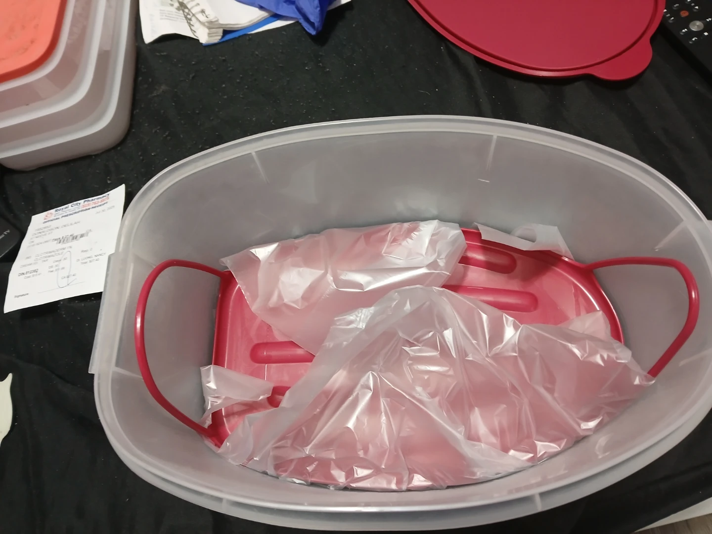 Plastic Food Container with Red Lid - photo 2