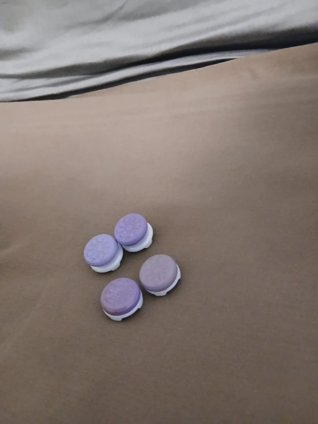 4x Purple Thumb Grips with Snowflake Design - photo 3