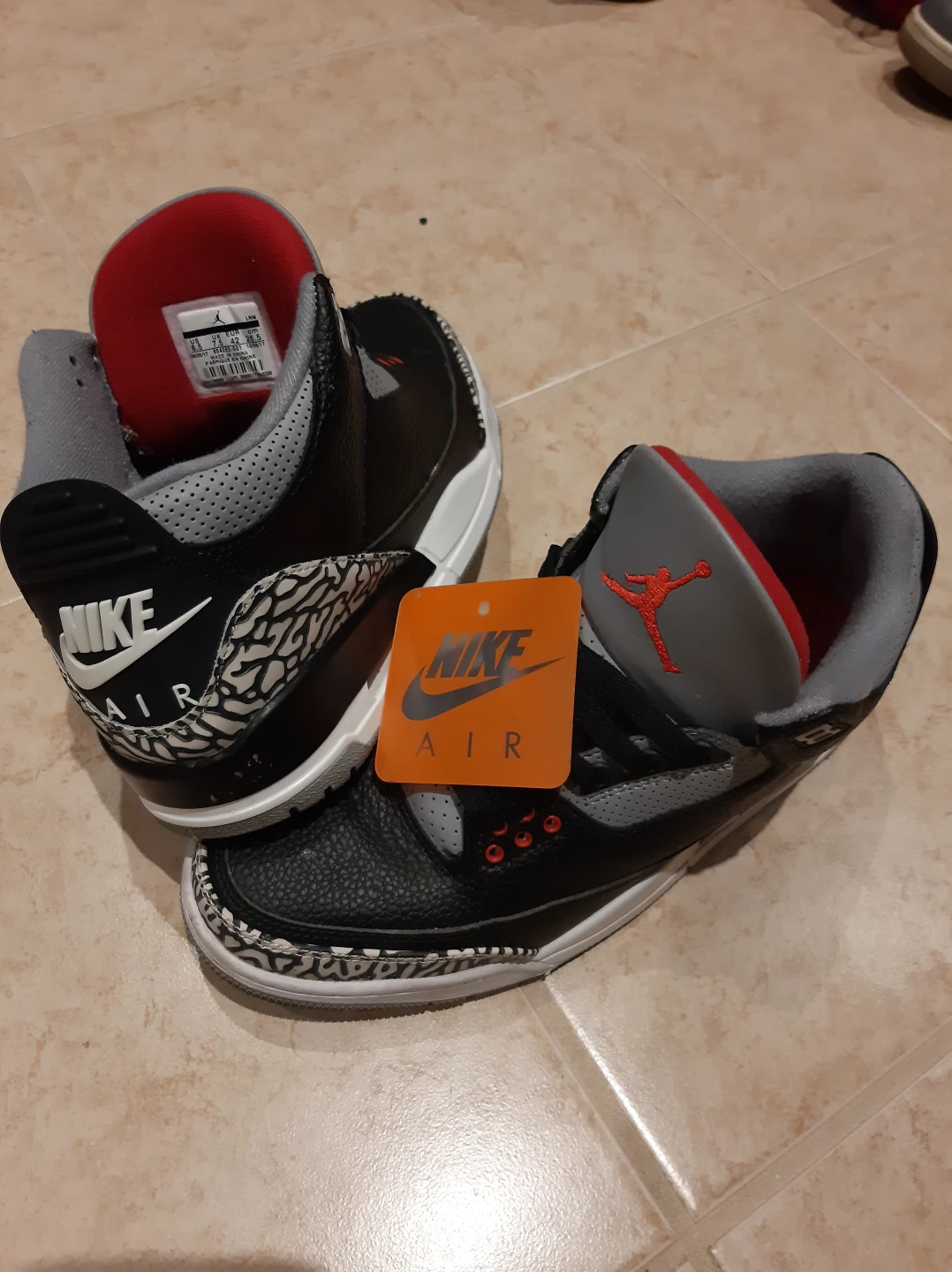 Nike Air Jordan 3 Retro Men's Shoes