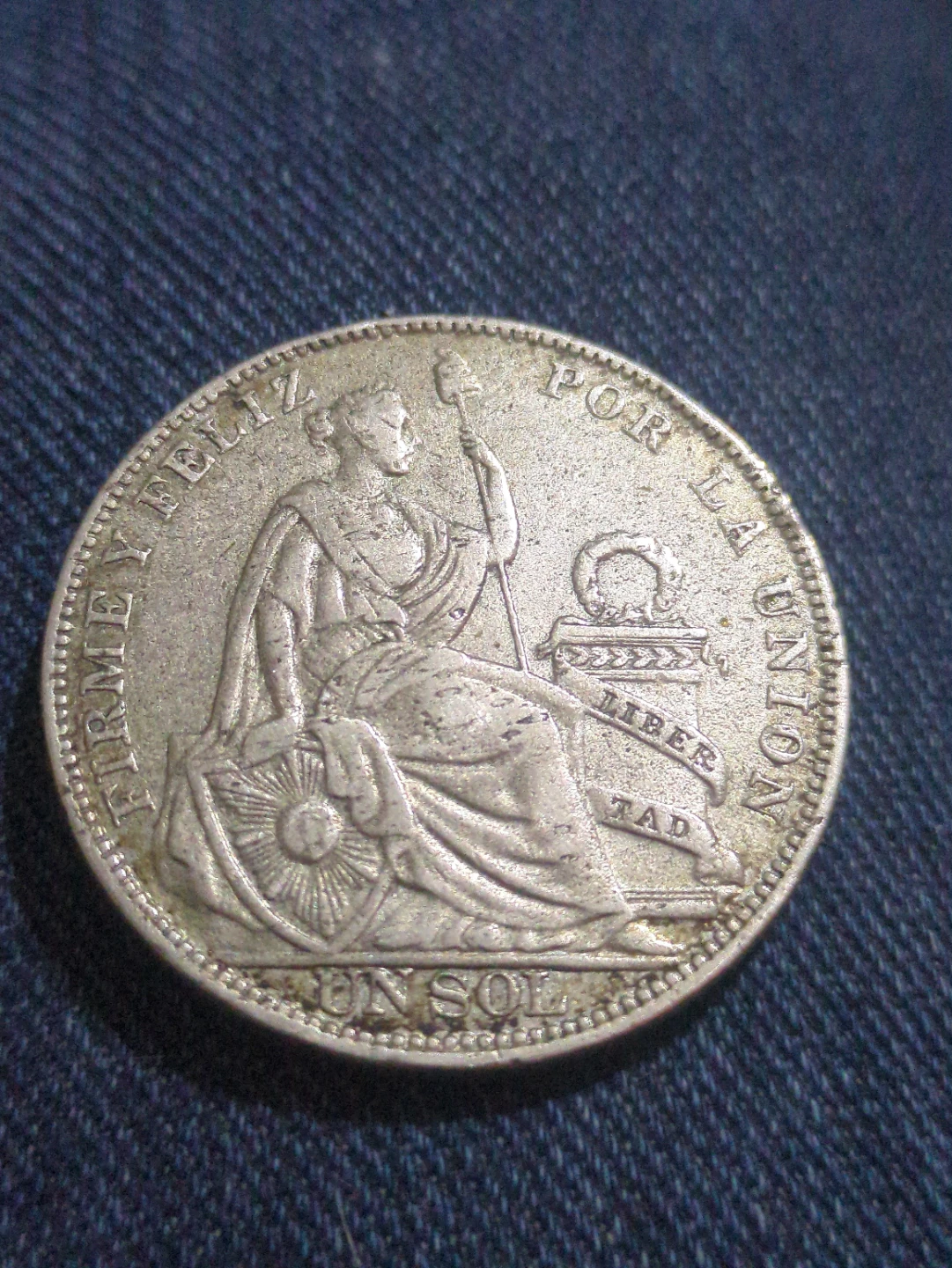 Peru 1 Sol Coin - 1930